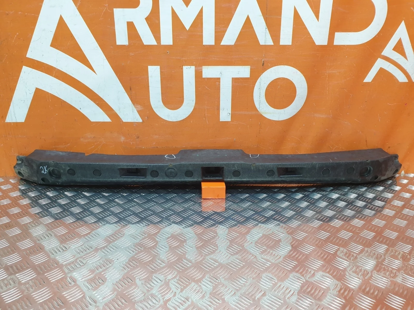 Абсорбер бампера Toyota Land Cruiser 2015-2021 200