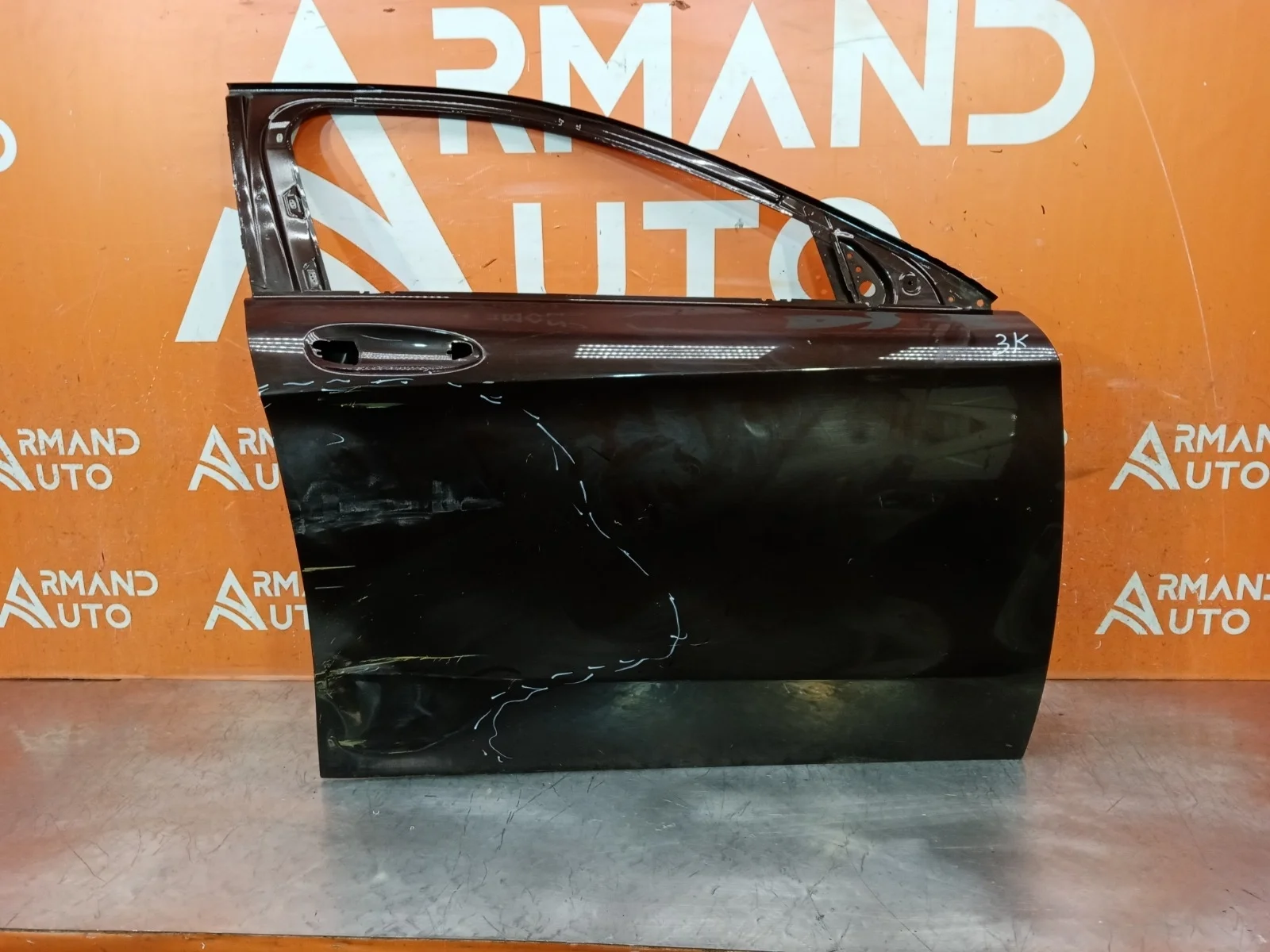 Дверь Mercedes GLA-Class 2013-2020 X156