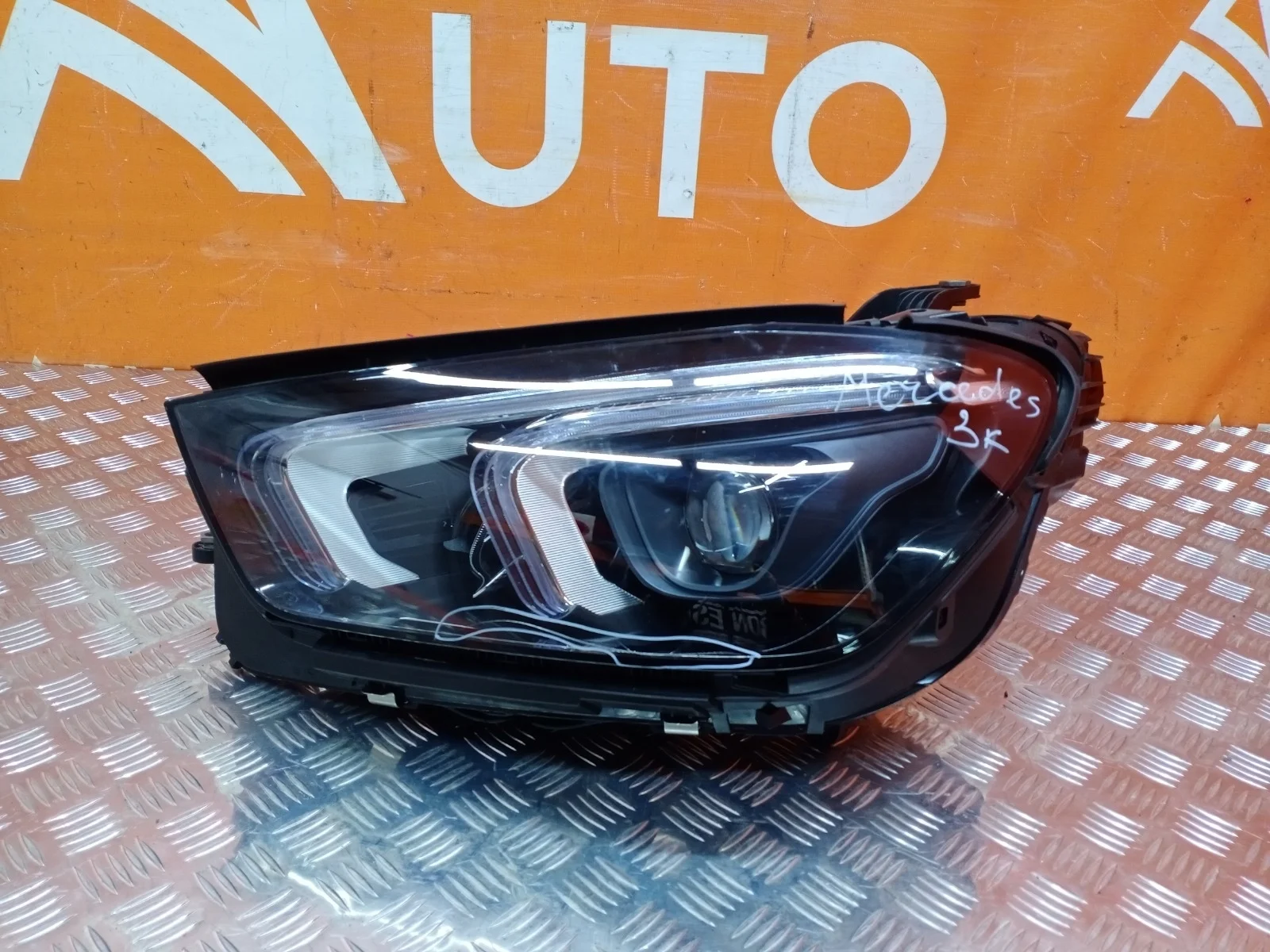 Фара Mercedes GLE-Class 2018-нв V167