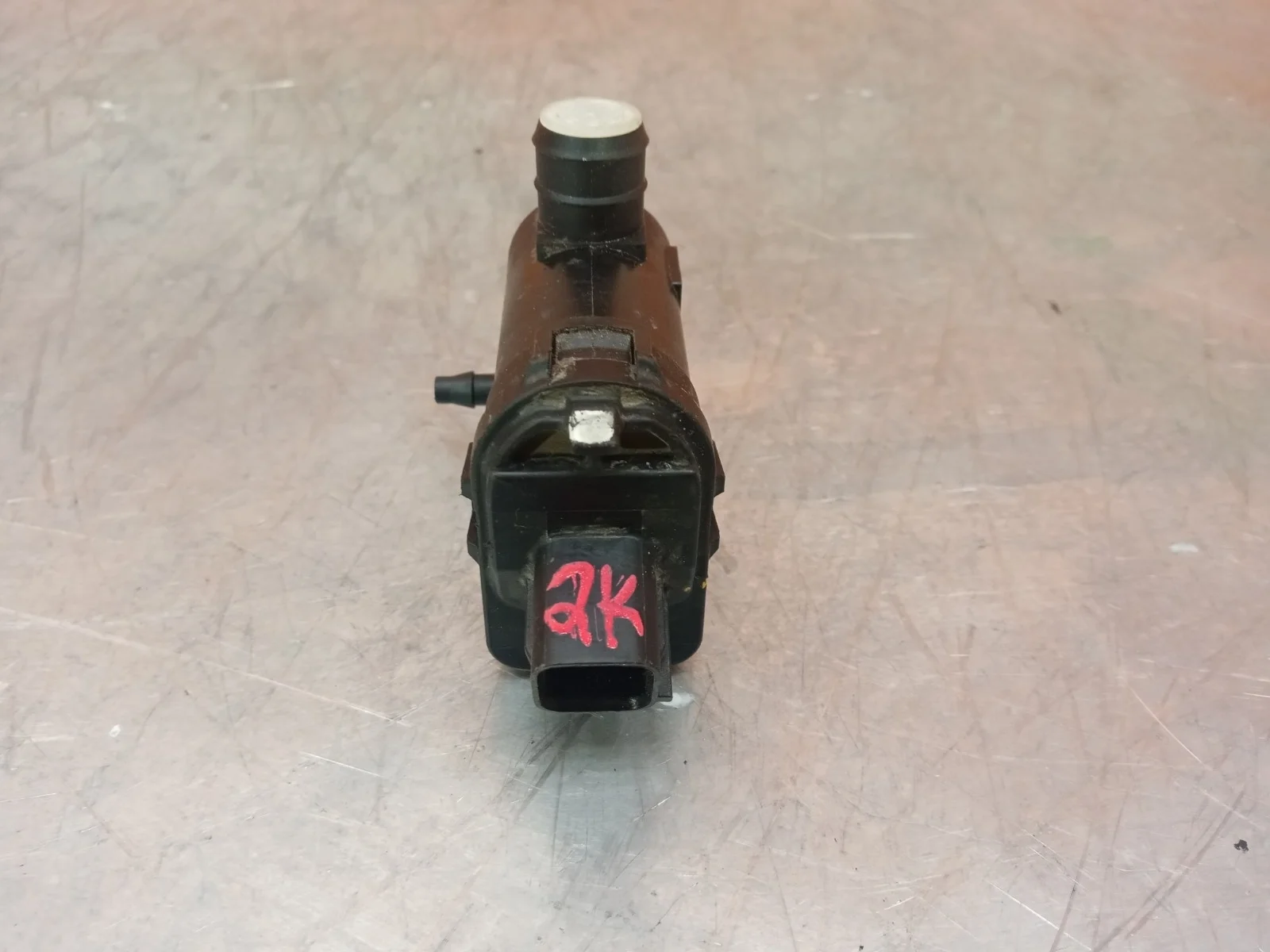 Насос стеклоомывателя Kia Soul 2019-нв 3