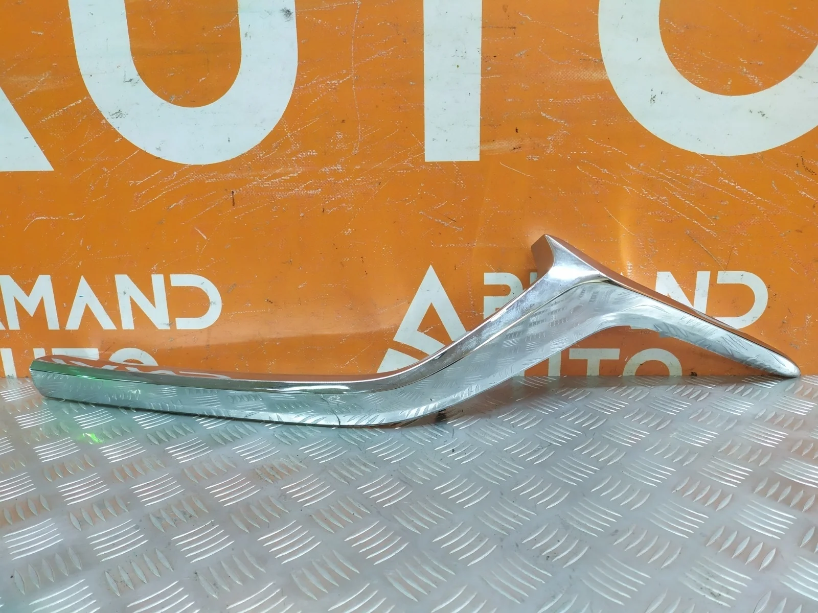 Накладка решетки радиатора Mazda CX-5 2017-нв