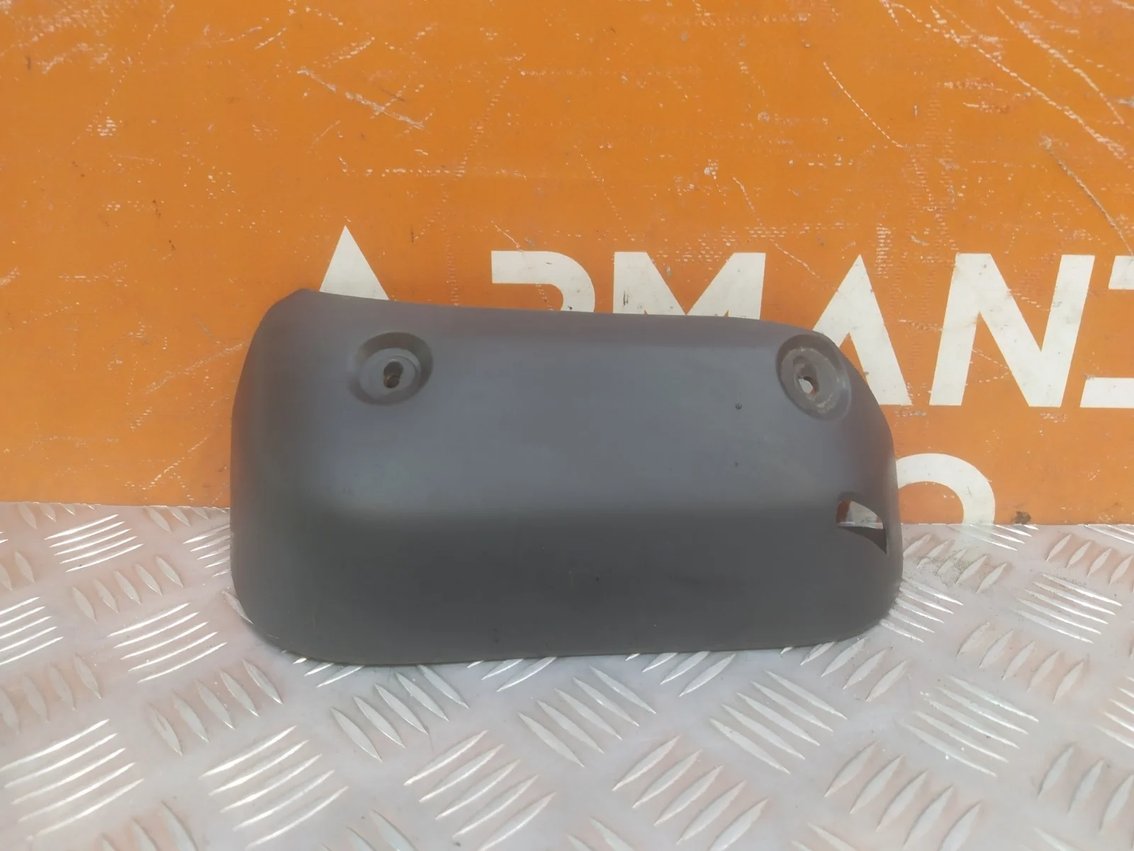 Брызговик Mitsubishi Pajero 2006-нв 4