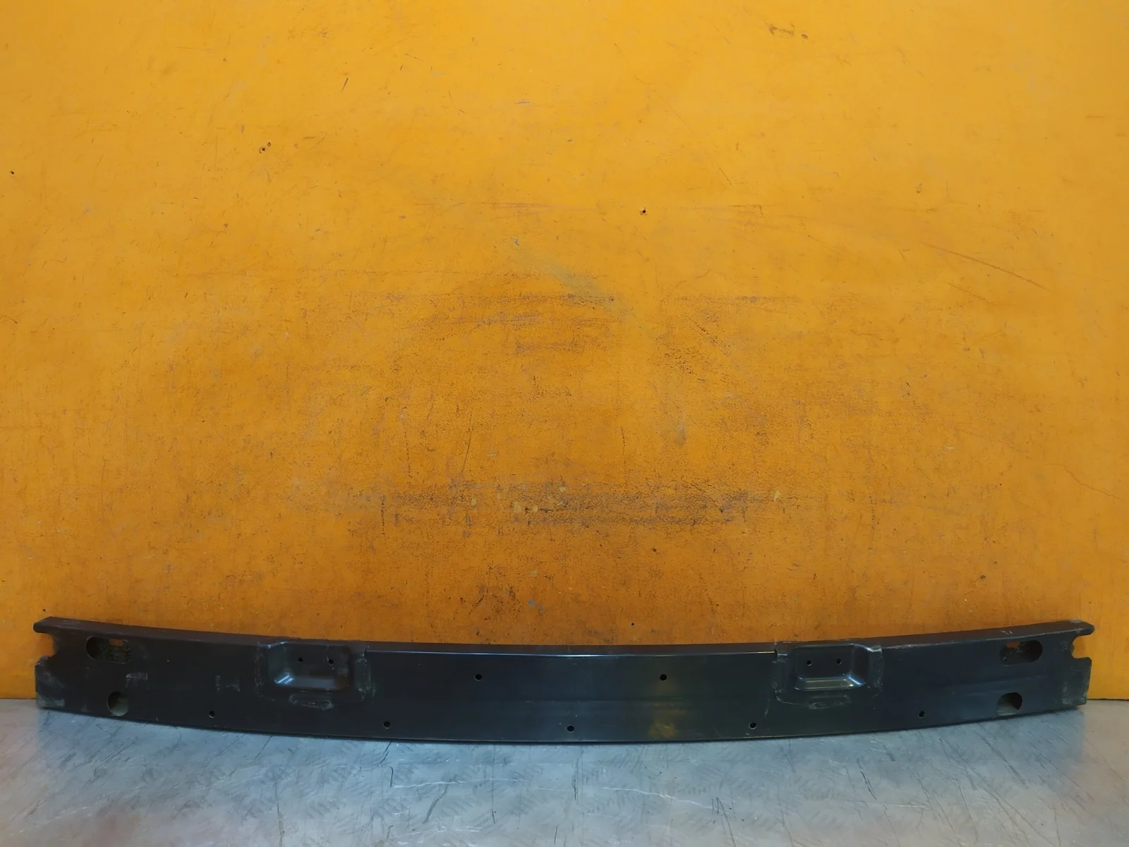 Усилитель бампера Toyota RAV4 2012-2019 CA40