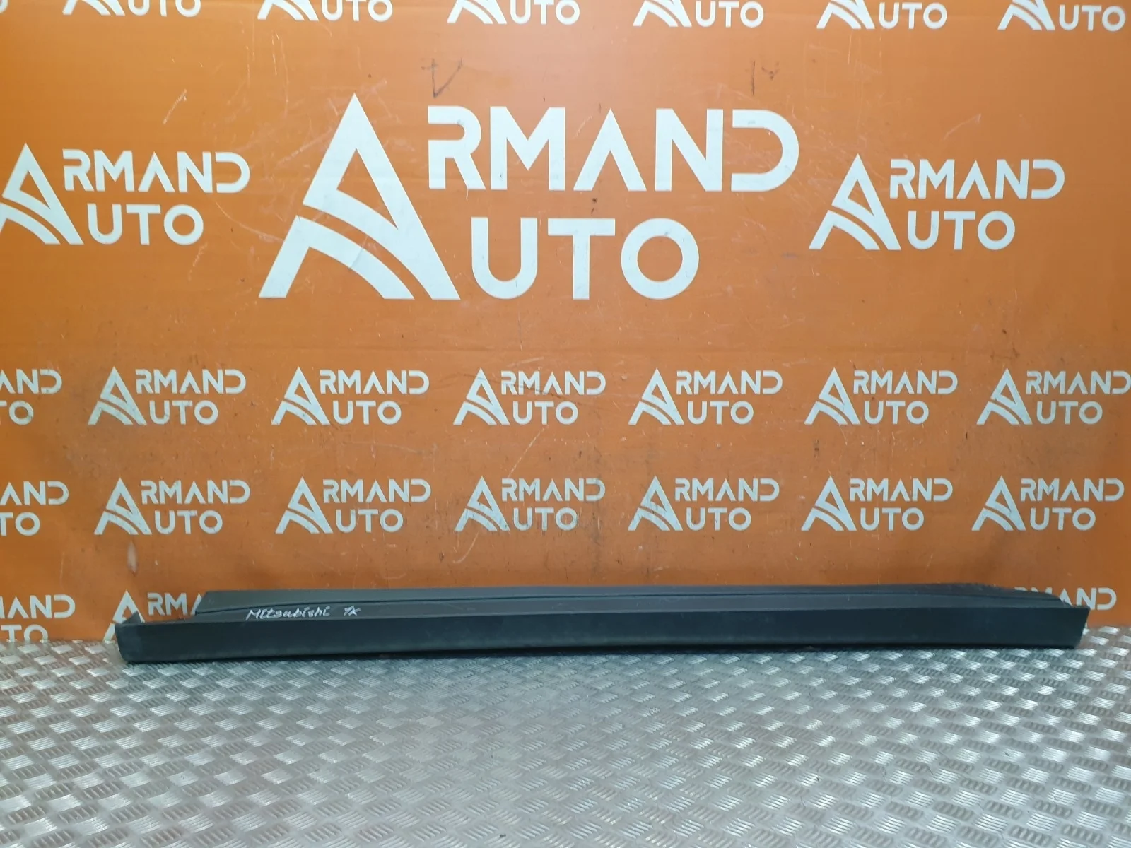 Накладка порога Mitsubishi Outlander 2012-нв 3