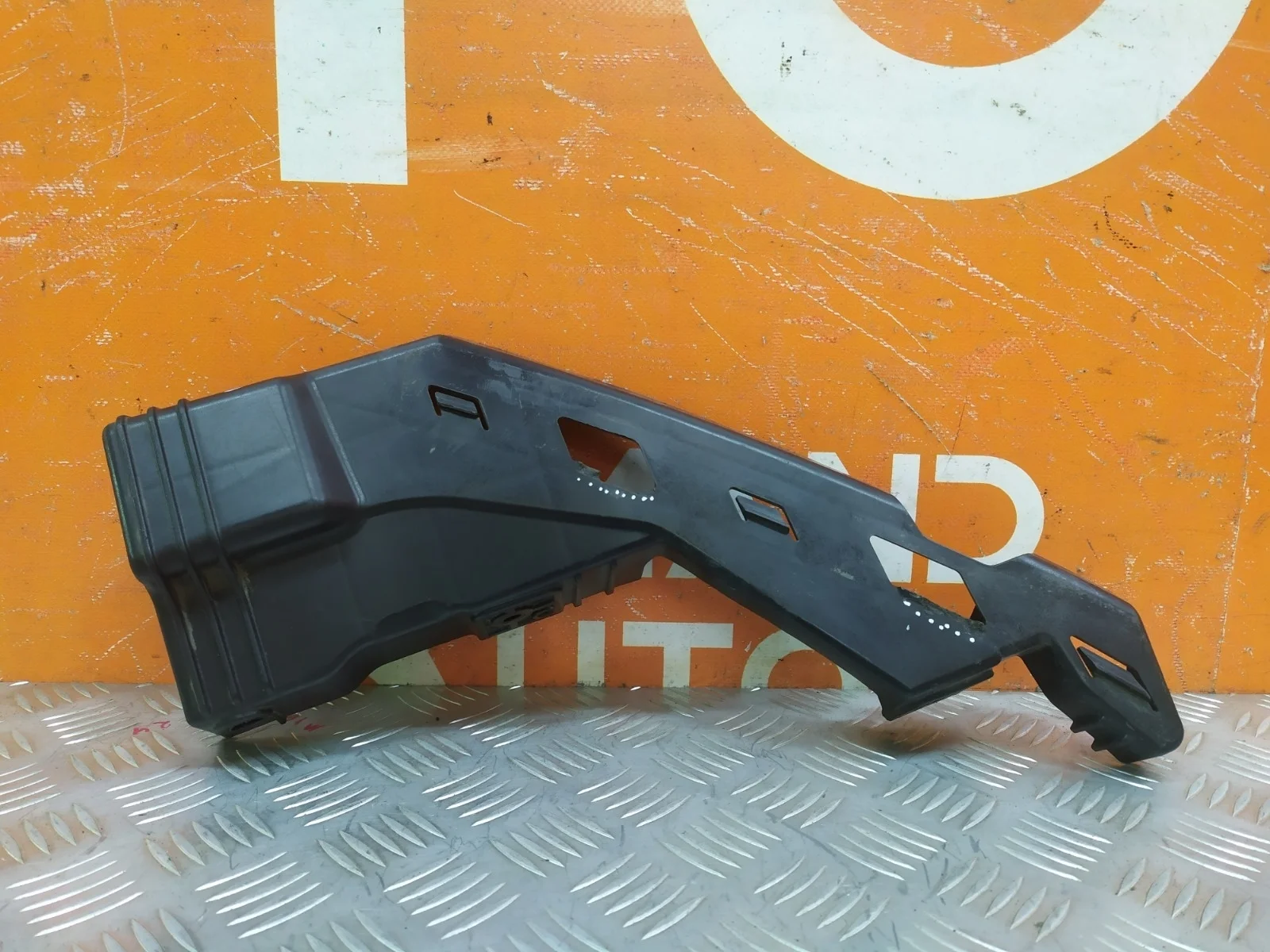 Кронштейн бампера Hyundai Tucson 2015-2021 3