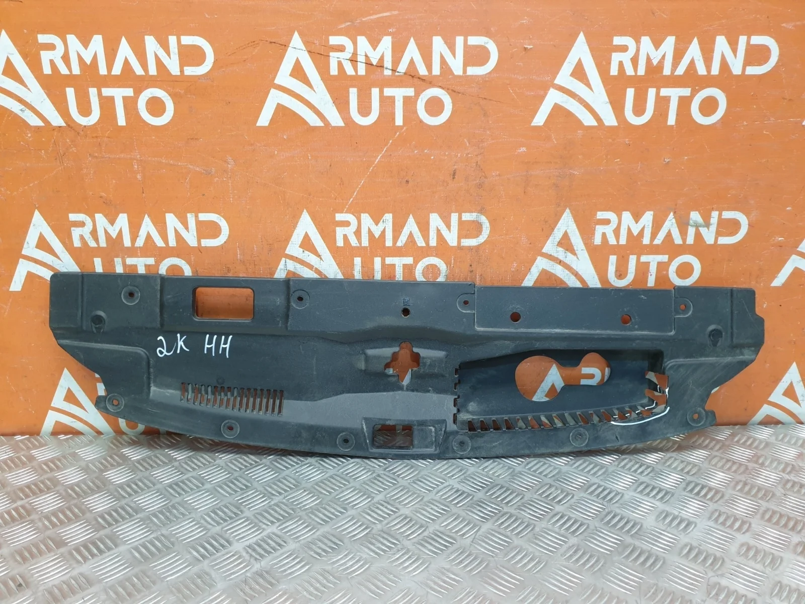 Кожух замка капота Mitsubishi Outlander 2012-нв 3