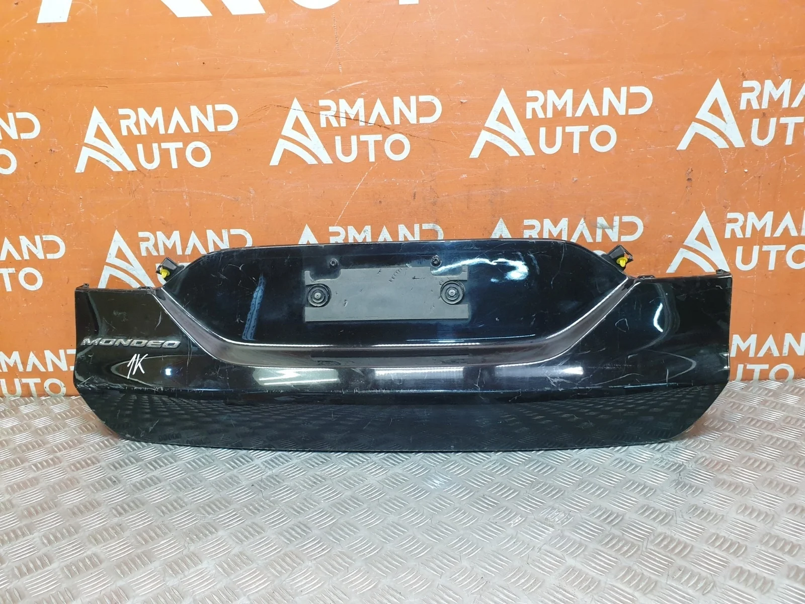 Накладка крышки багажника Ford Mondeo 2014-2019 5