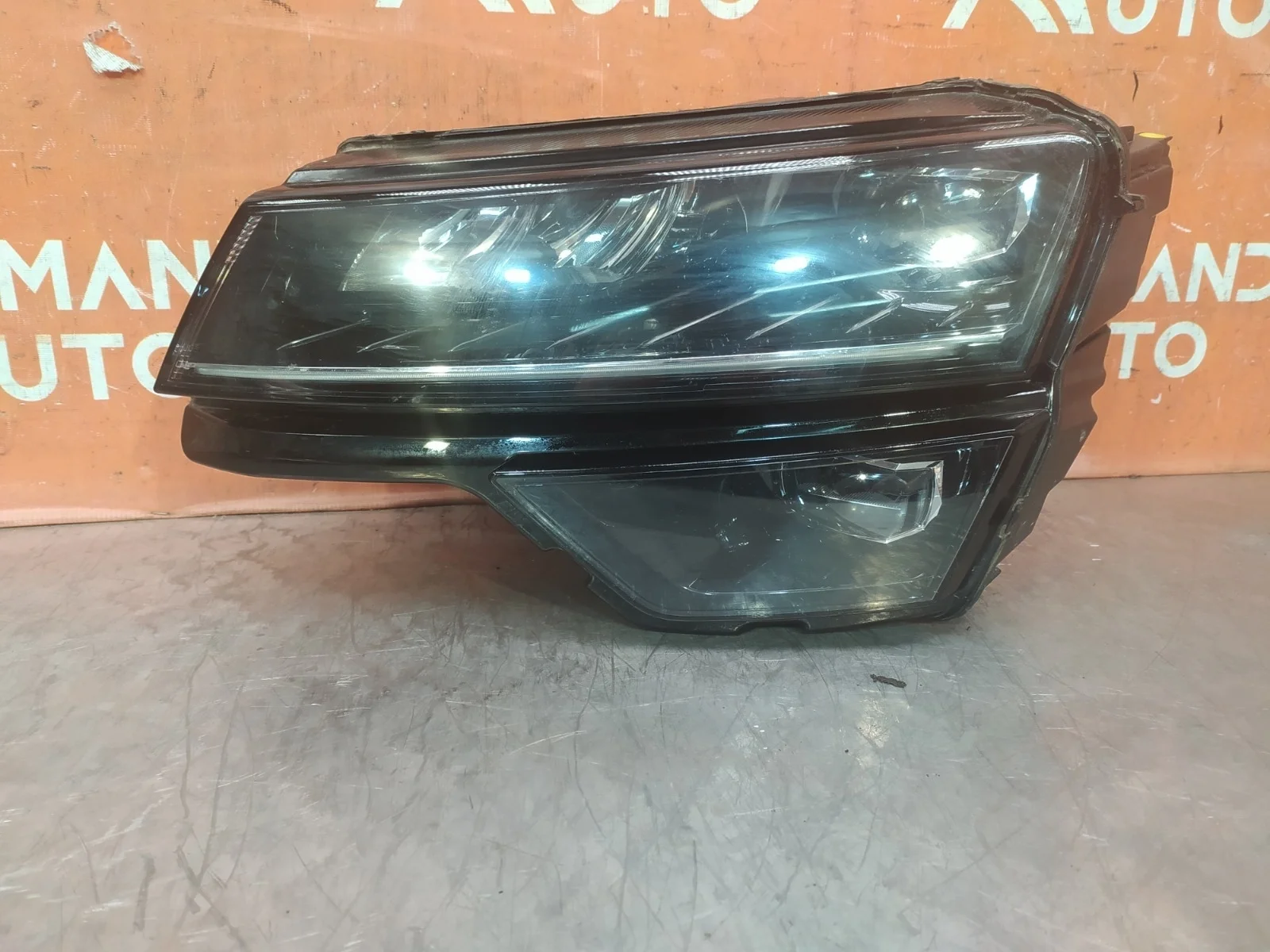 Фара Skoda Karoq 2017-нв