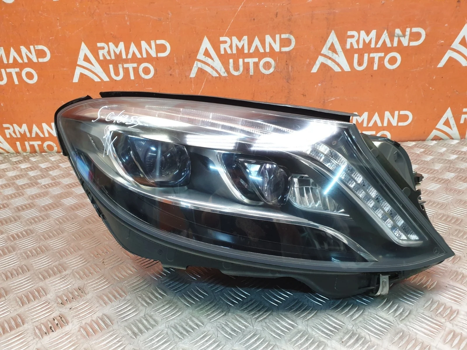 Фара Mercedes -Class 2013-2017 W222