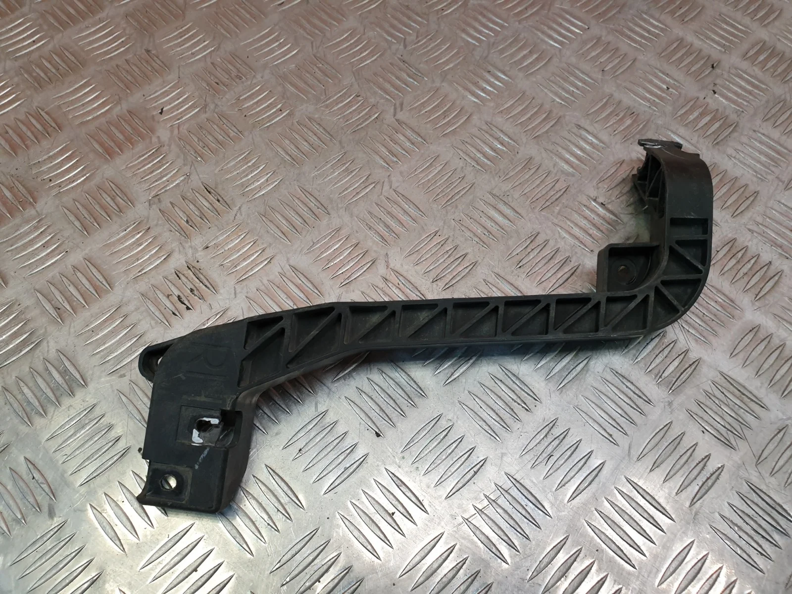 Кронштейн радиатора Mercedes ML GLE-Class 2011-2018 W166