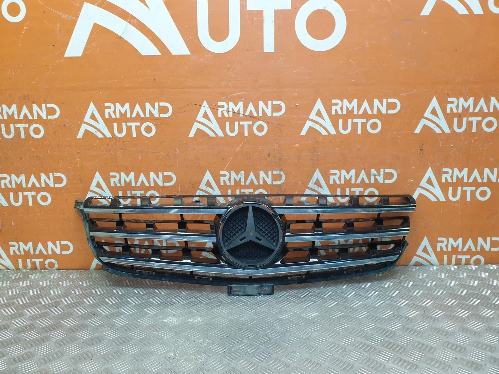 Решетка радиатора Mercedes ML GLE-Class 2011-2015 W166
