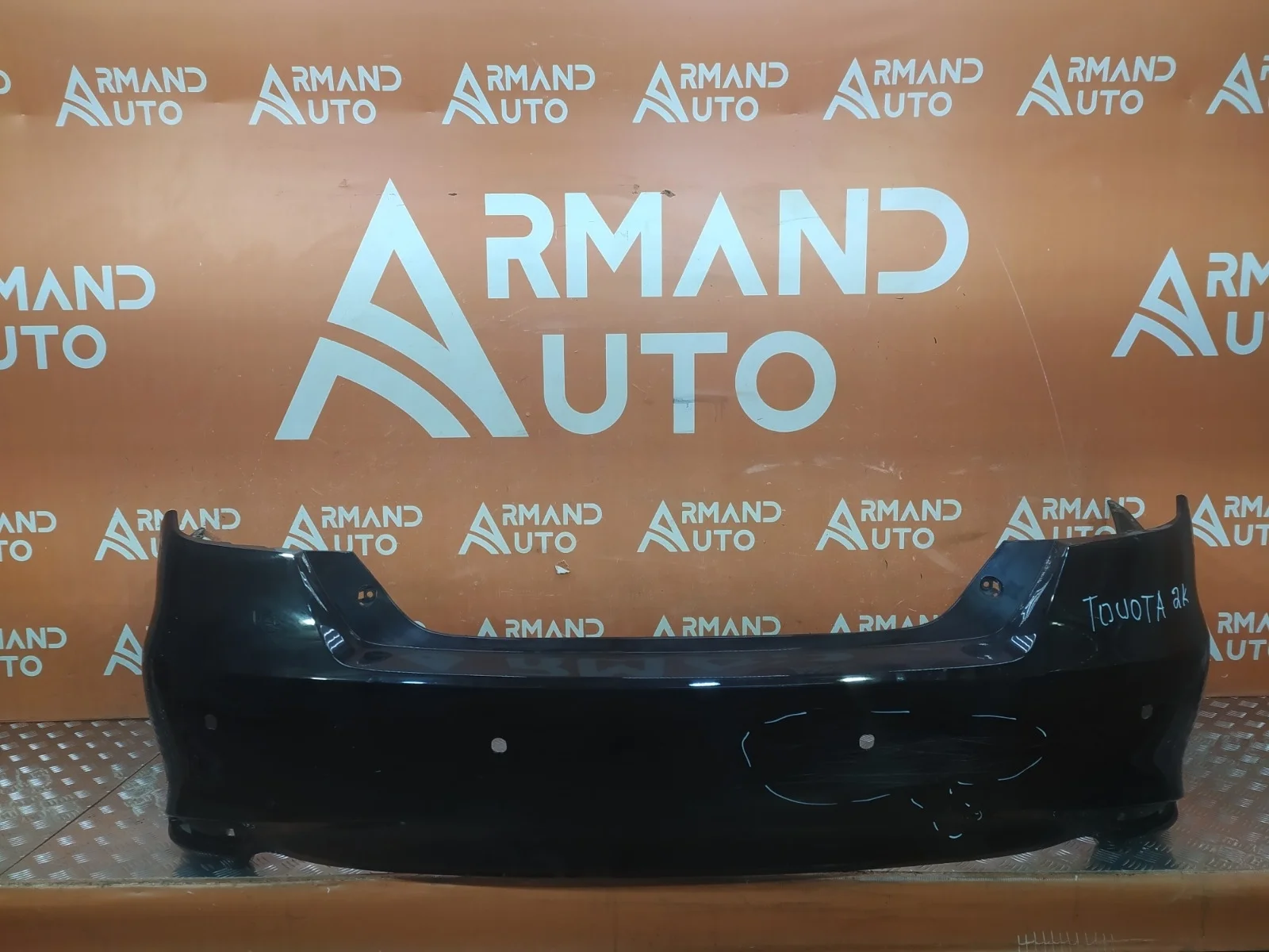 Бампер Toyota Camry 2014-2018 7 XV50