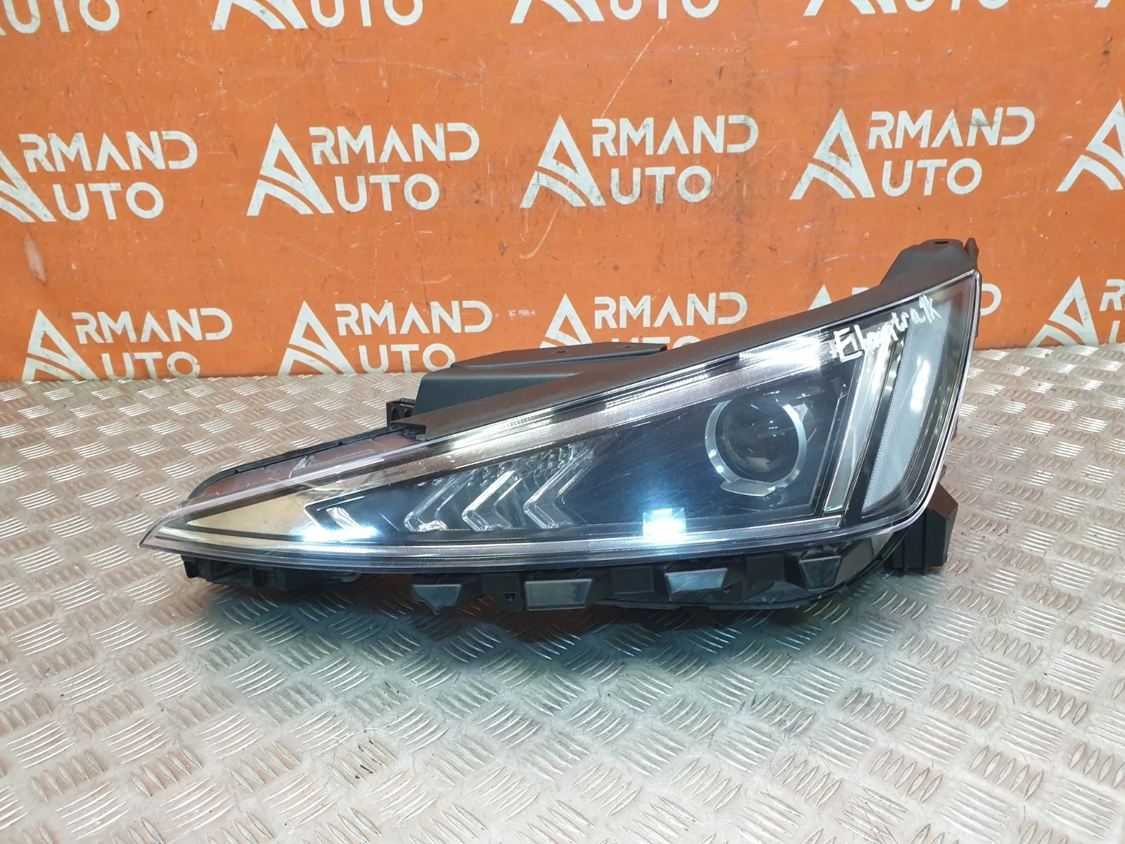 Фара Hyundai Elantra 2018-2020 6 AD