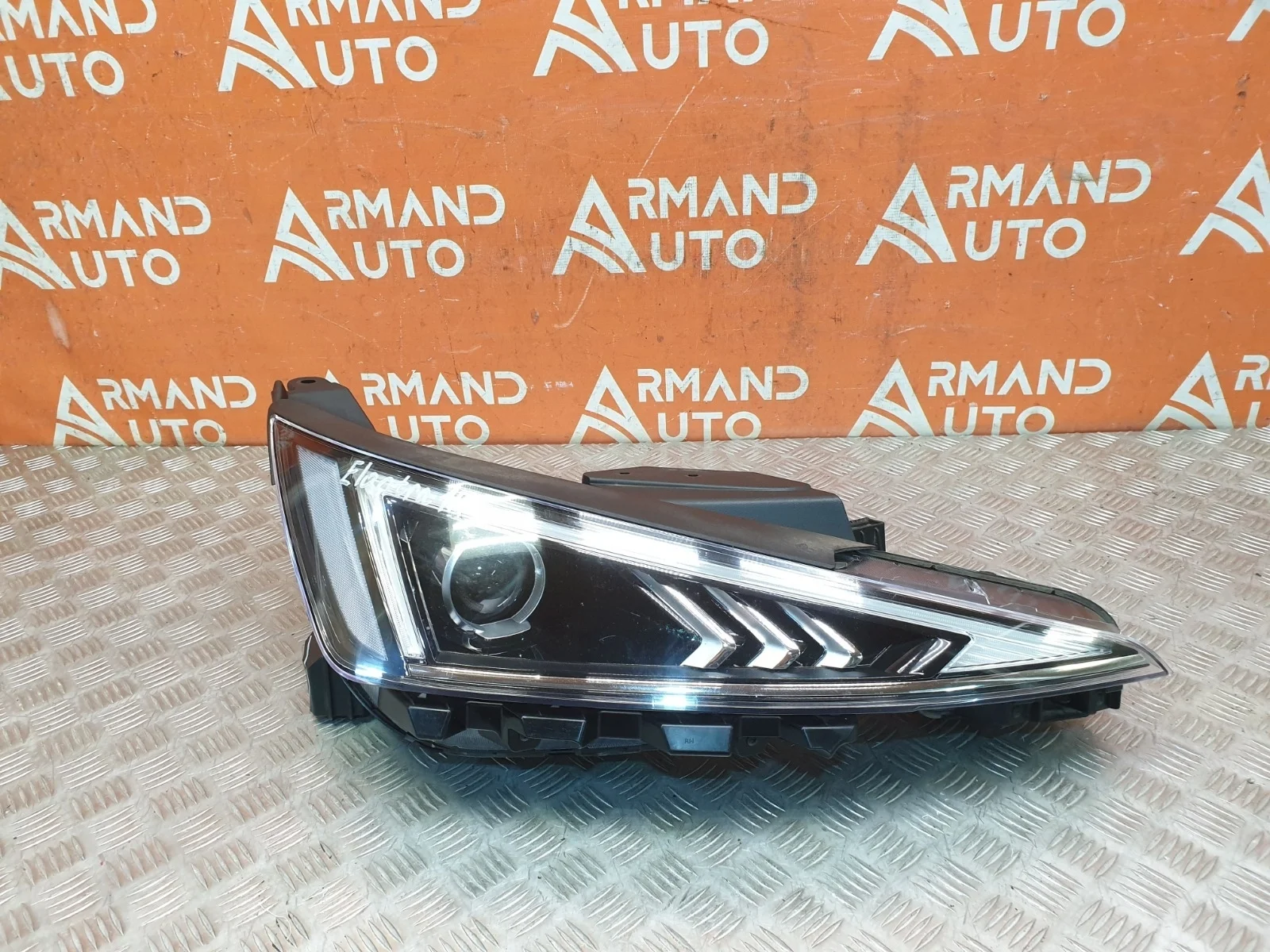 Фара Hyundai Elantra 2018-2020 6 AD