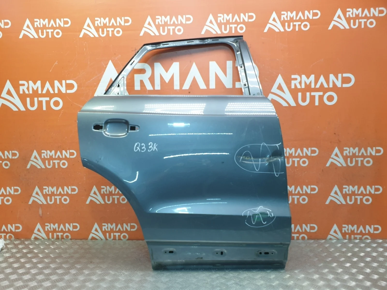 Дверь Audi Q3 2011-2018 8U