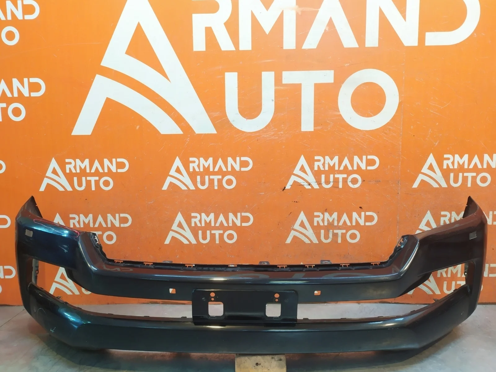 Бампер Toyota Land Cruiser 2015-2021 200