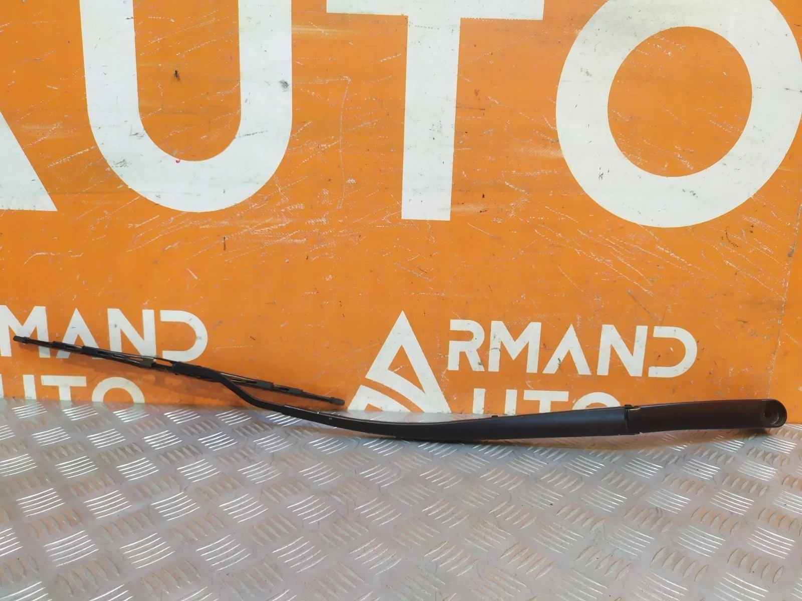 Поводок стеклоочистителя Hyundai Solaris 2017-нв