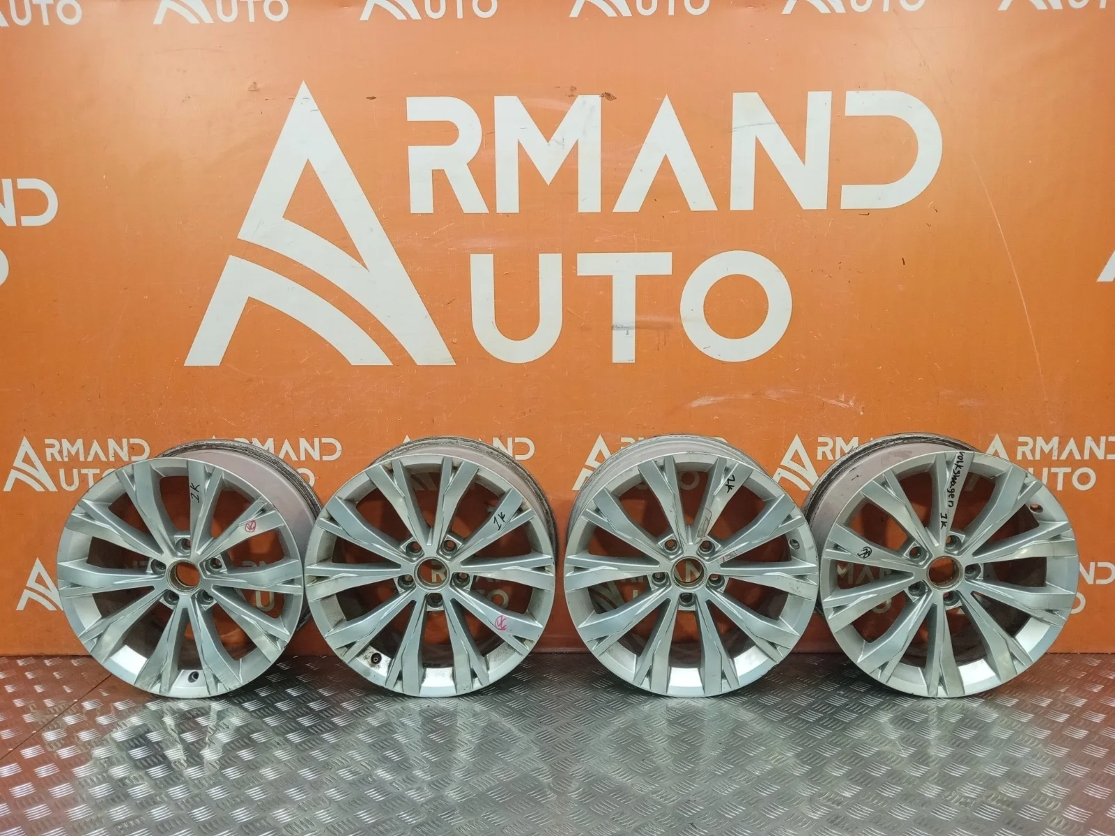 Комплект дисков колесных r17 volkswagen Tiguan 2