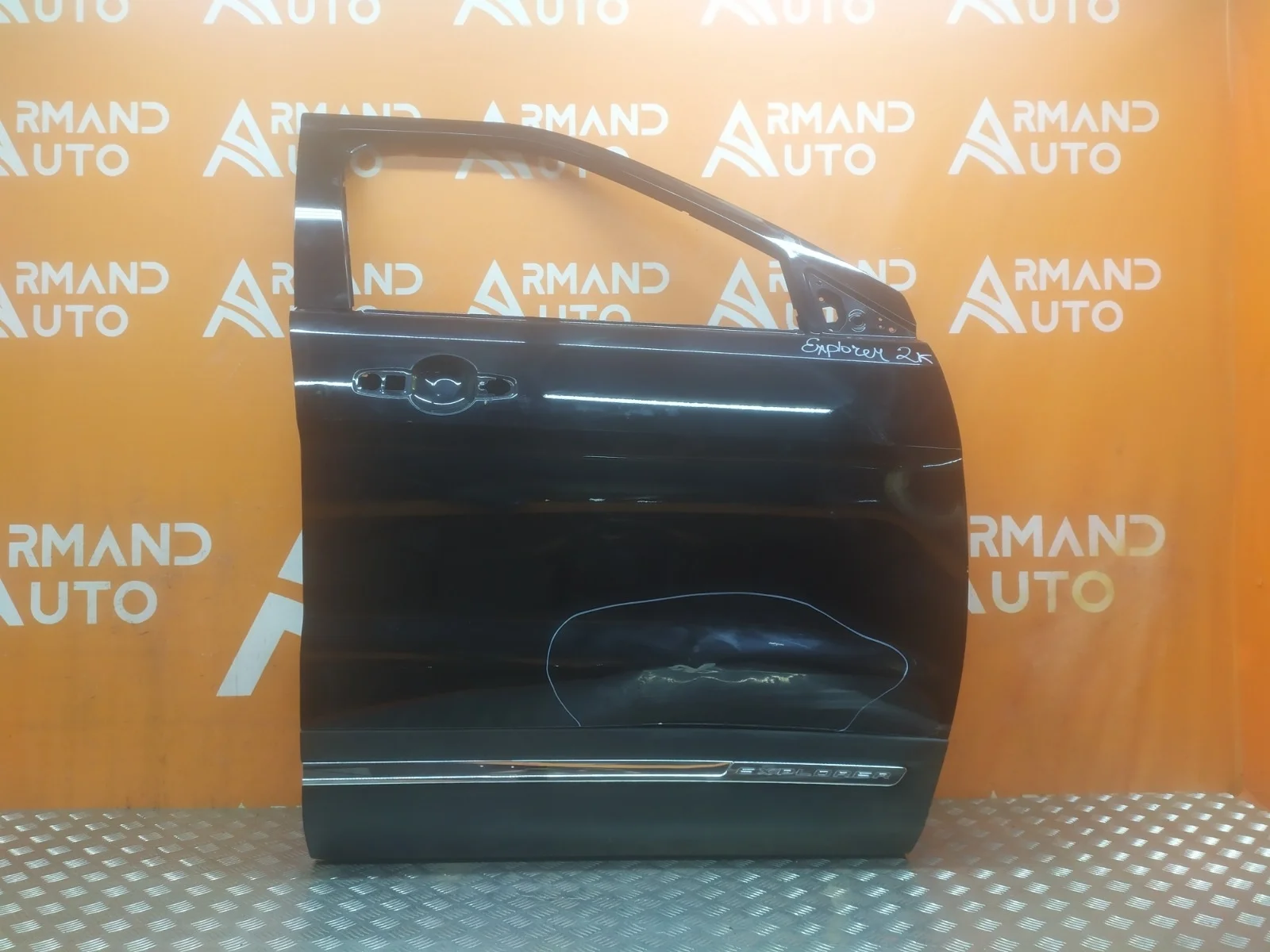 Дверь Ford Explorer 2015-2019 U502