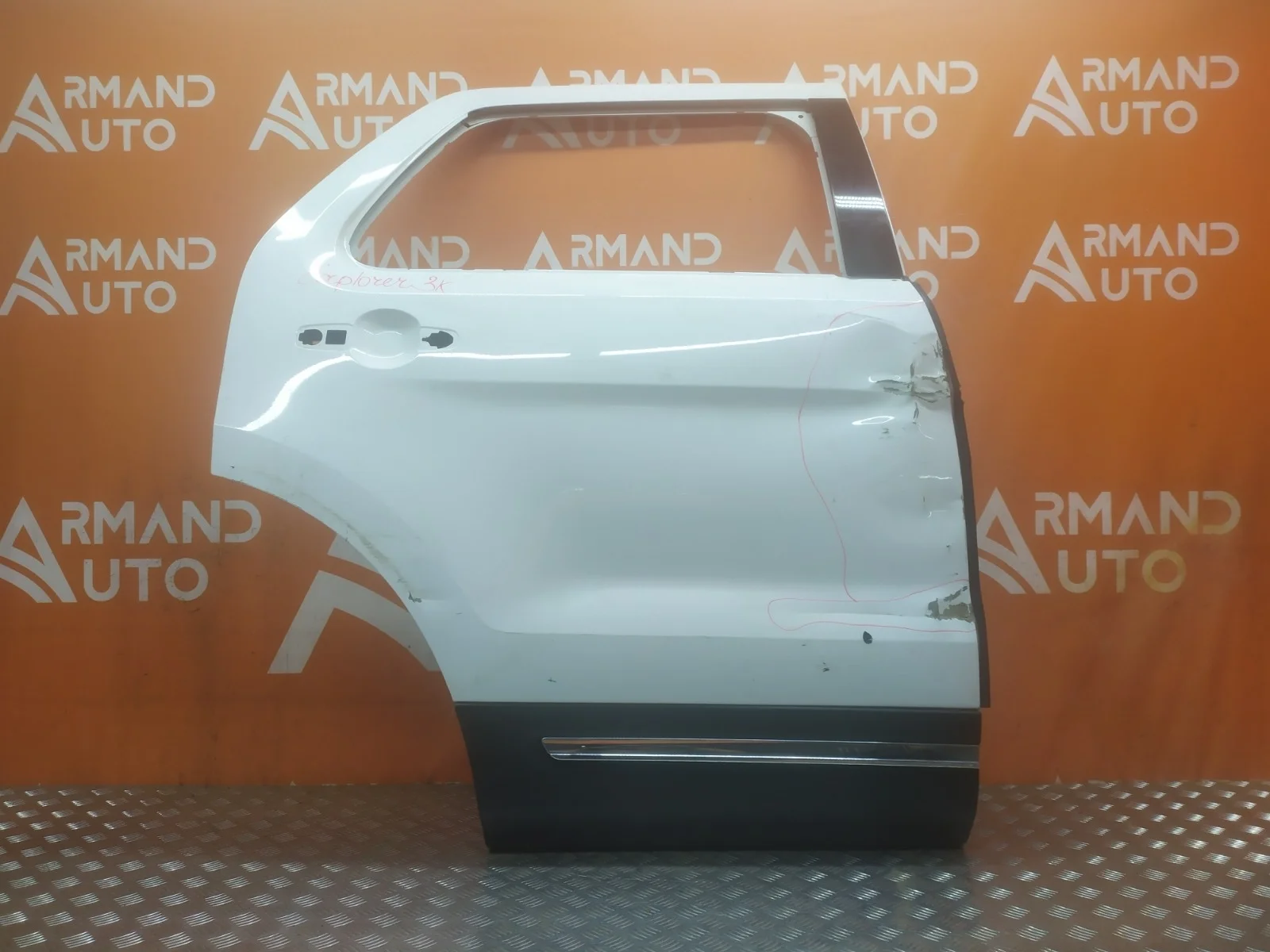 Дверь Ford Explorer 2015-2019 U502