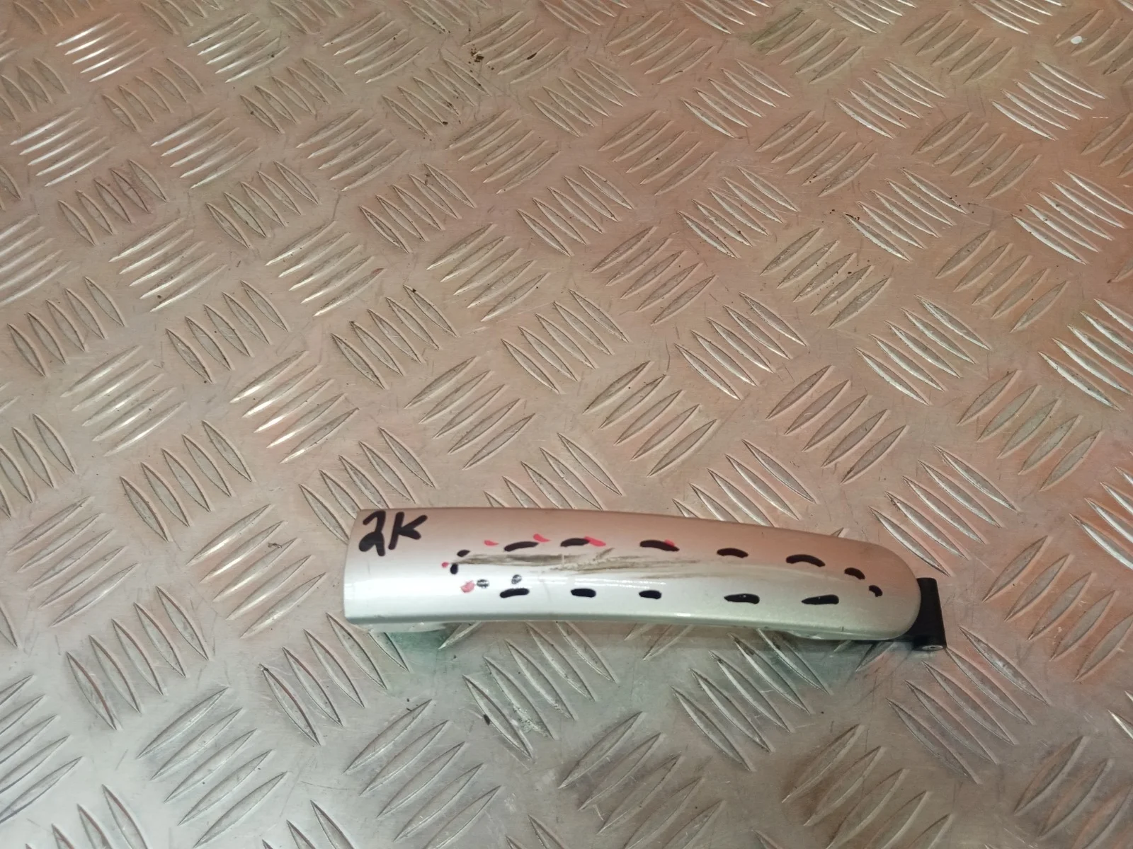 Ручка двери внешняя Skoda Yeti 2009-2018