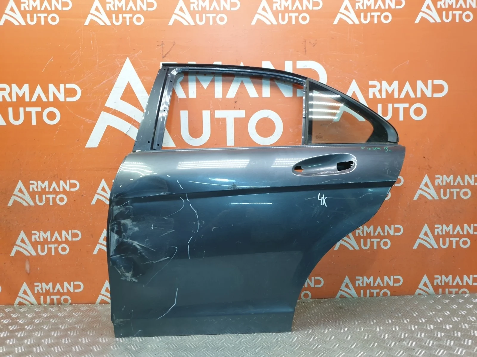 Дверь Mercedes -Class 2006-2015 W204