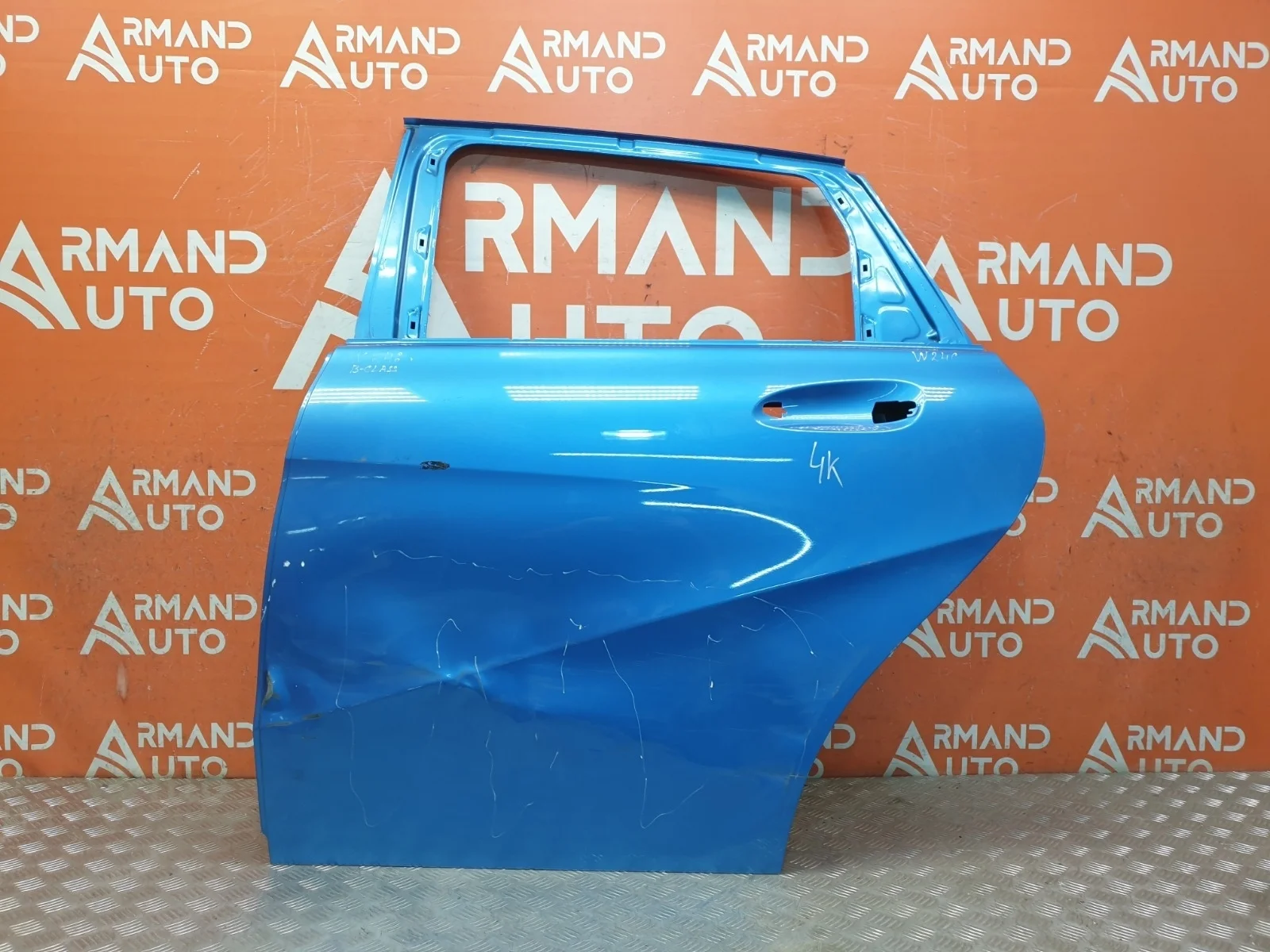 Дверь Mercedes B-Class 2011-2018 W246