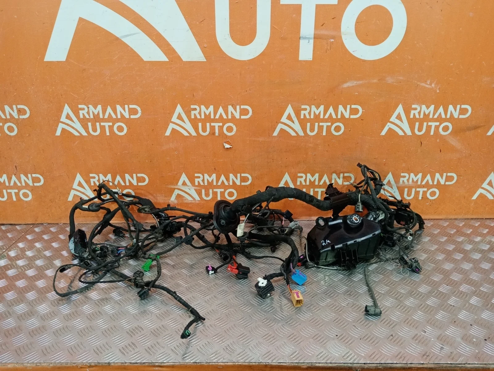 Проводка подкапотного пространства Skoda Kodiaq 2016-нв