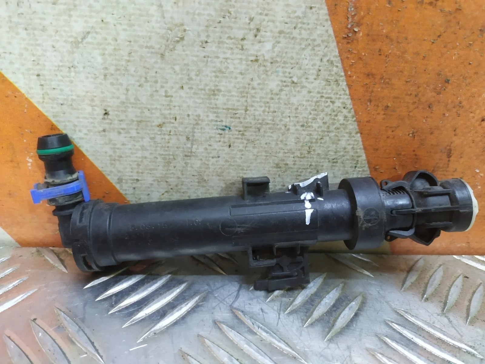 Форсунка фароомывателя Audi Q5 2008-2017 8R