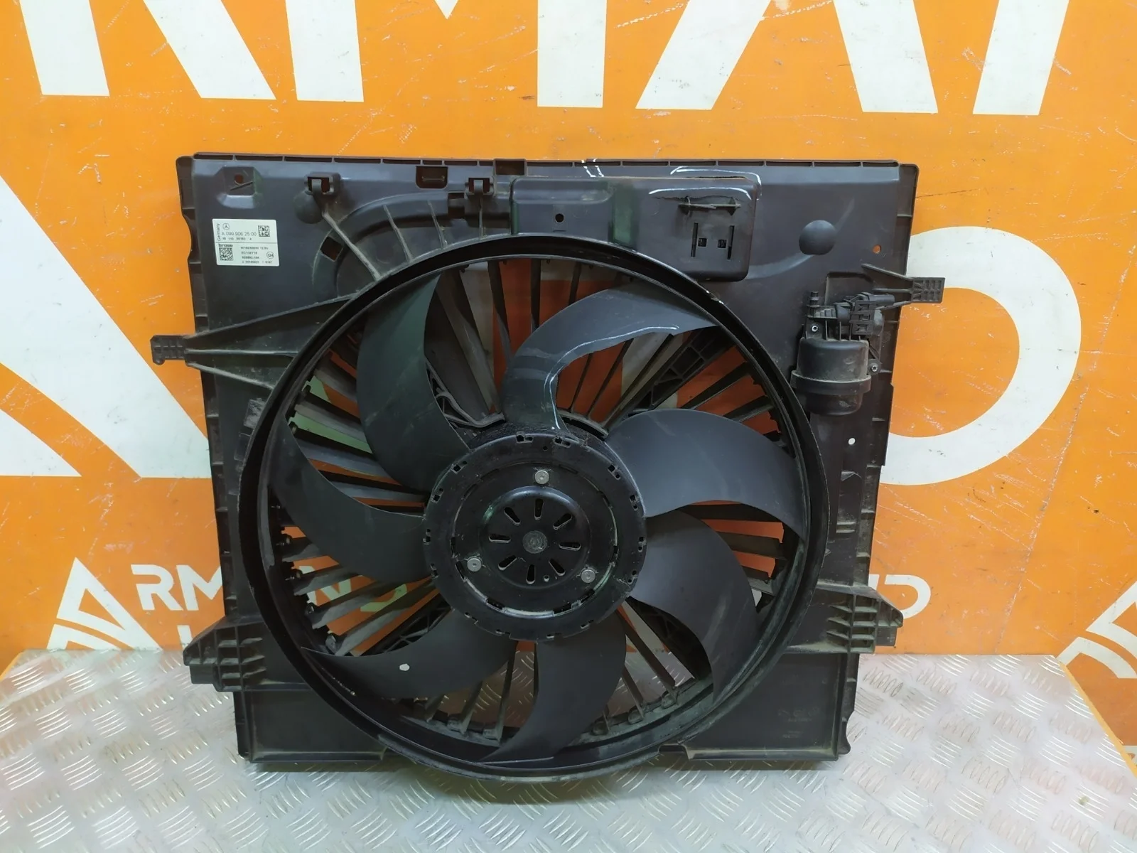 Диффузор вентилятора Mercedes ML GLE-Class 2011-2018 W166