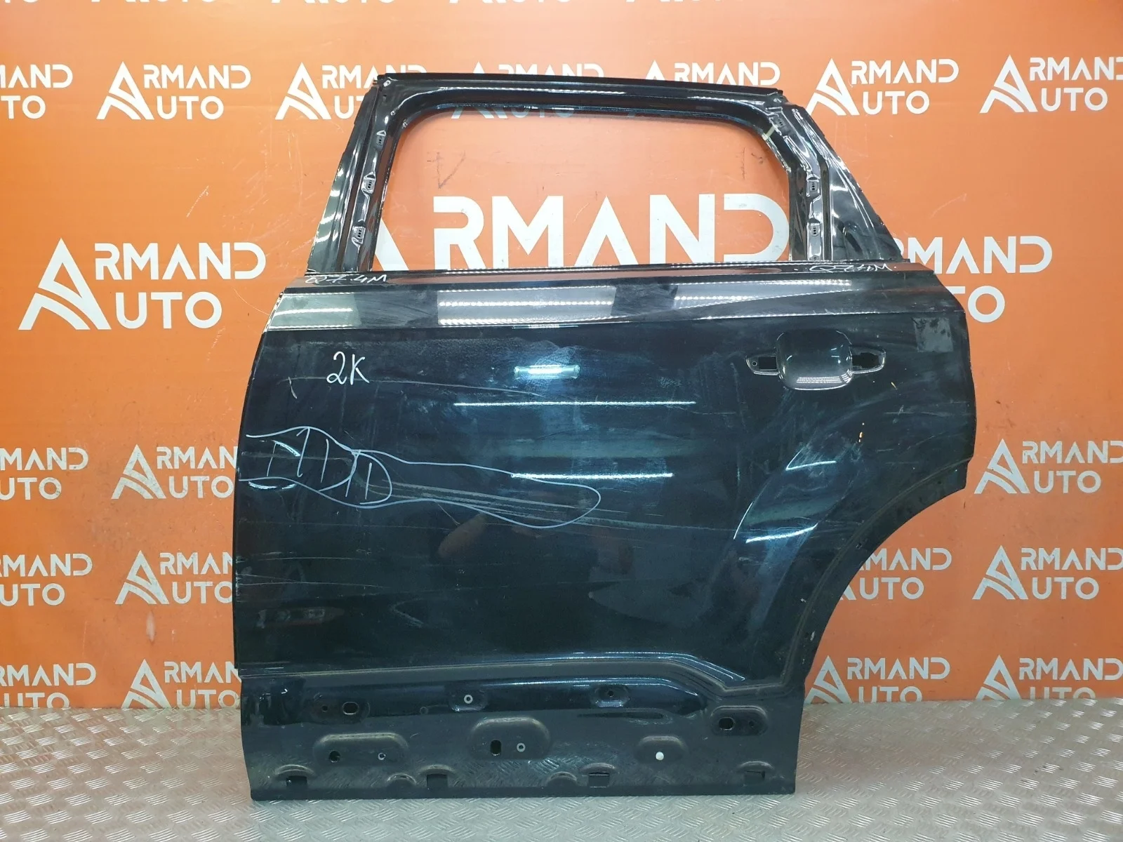 Дверь Audi Q7 2015-нв 4M