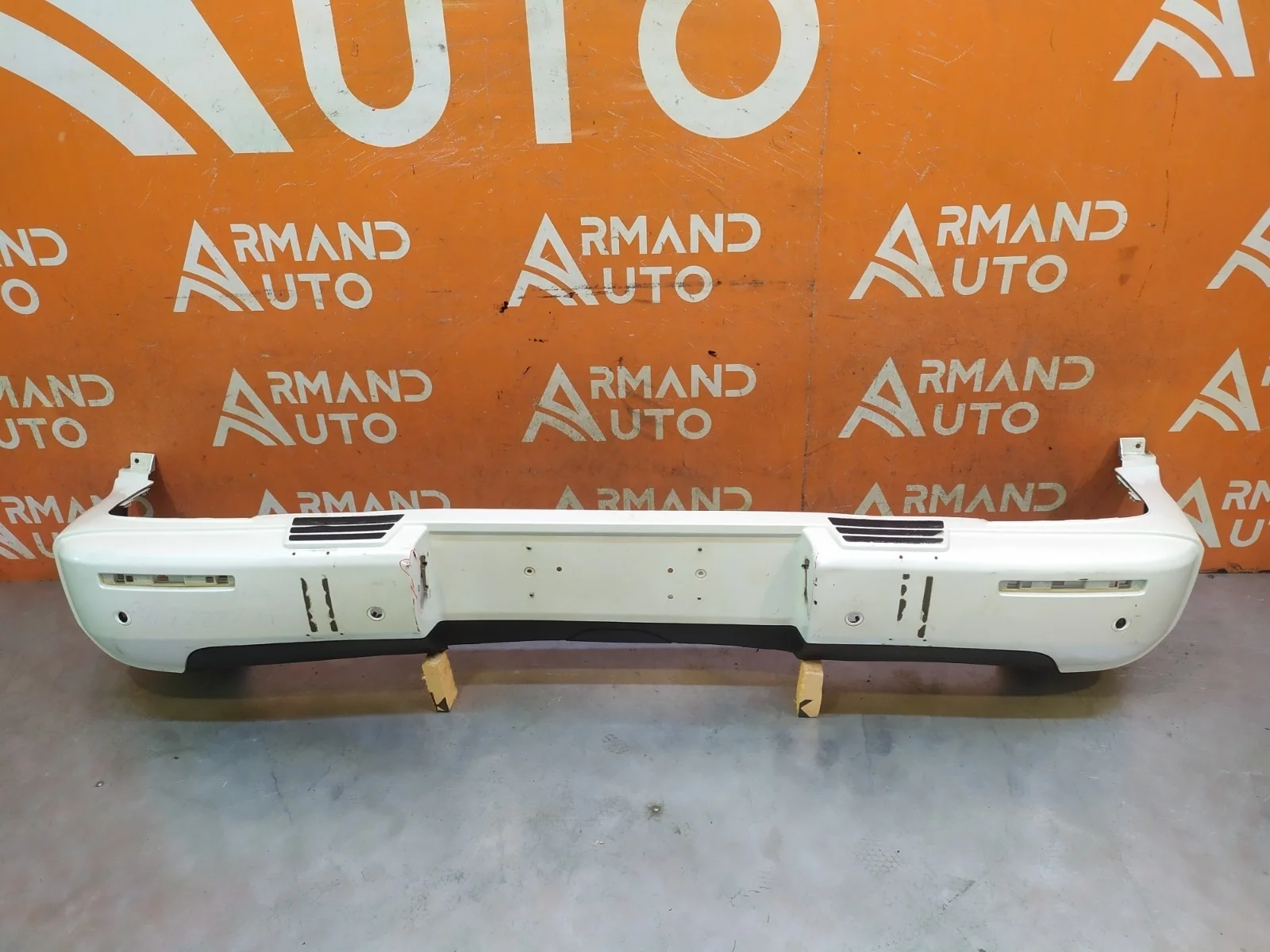 Бампер Mercedes G-Class 2018-нв W463