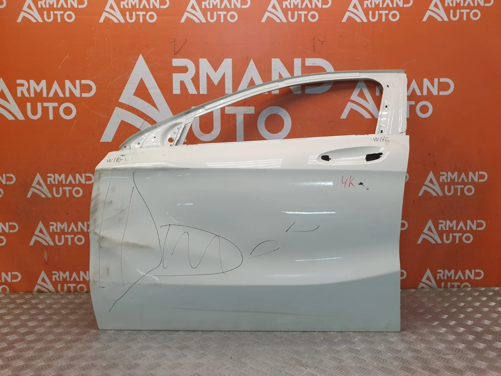 Дверь Mercedes A-Class 2012-2018 W176