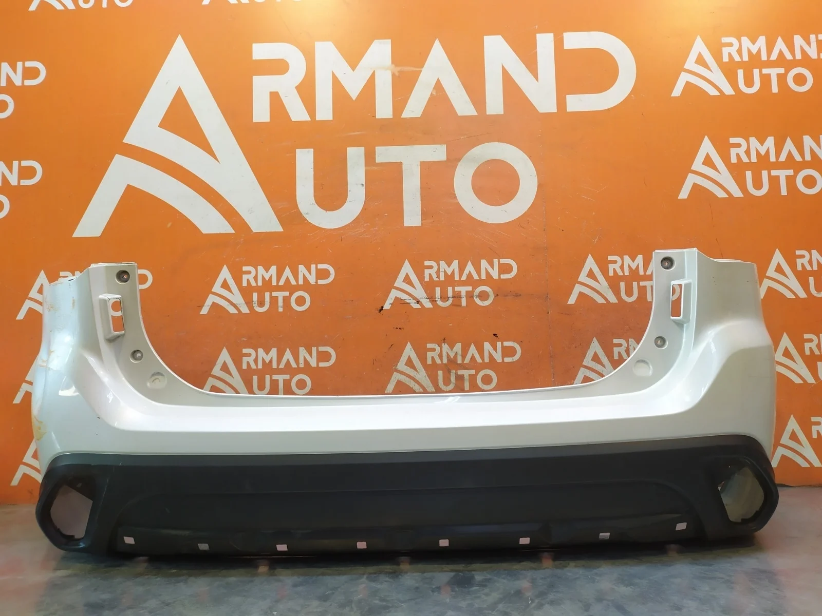 Бампер Mitsubishi Outlander 2015-2018 3