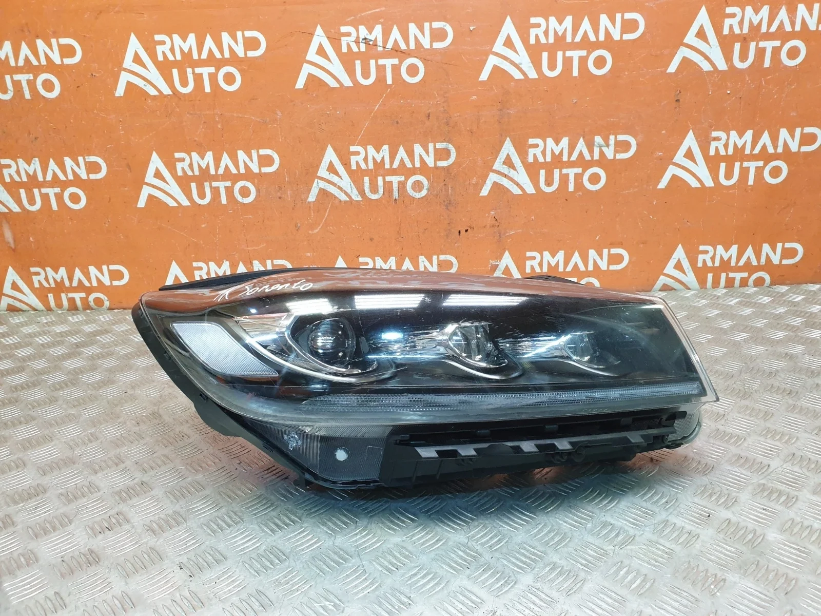 Фара Kia Sorento 2017-2020 3 Prime UM