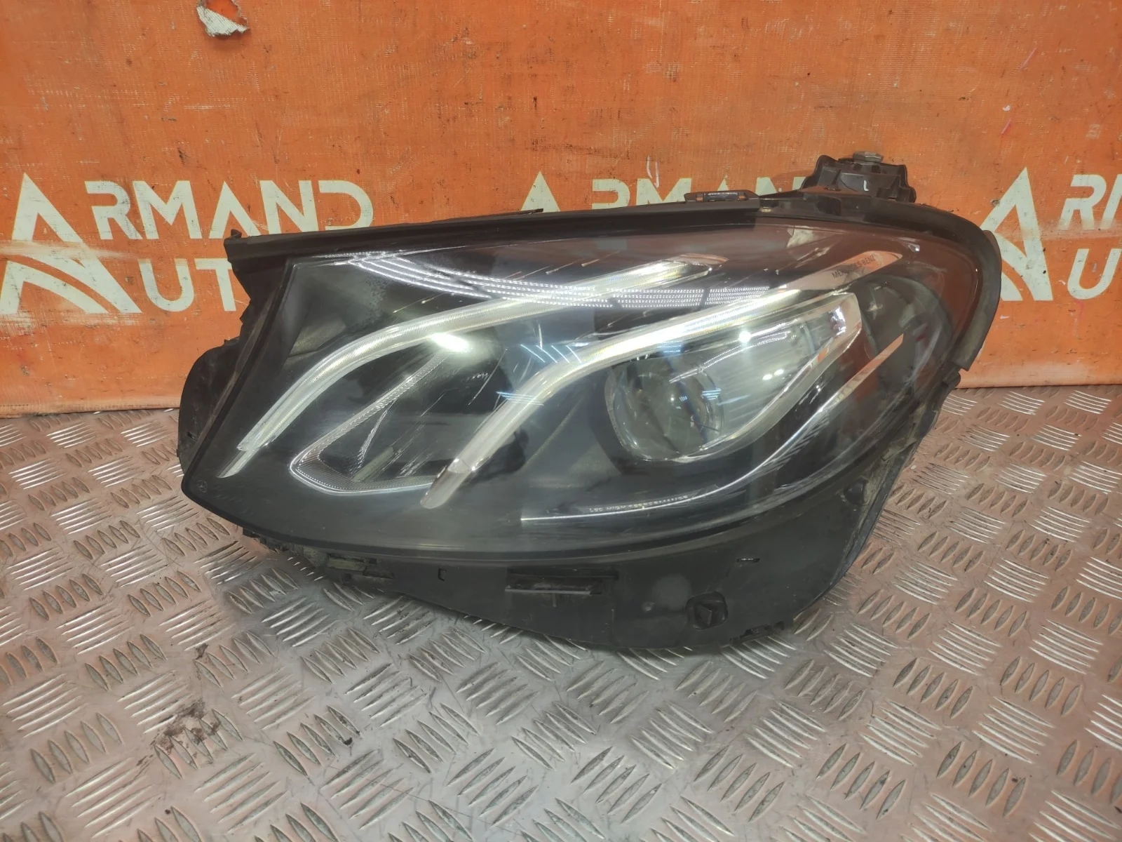 Фара Mercedes -Class 2016-2020 W213, S213, C238