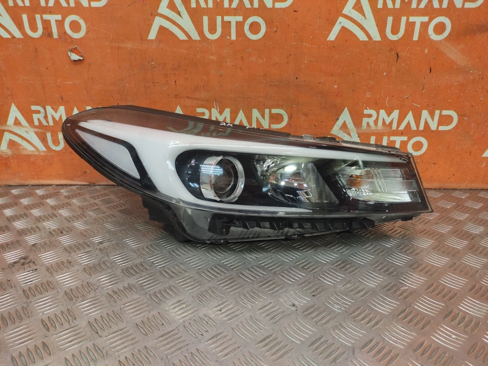 Фара Kia Cerato 2016-2019 3