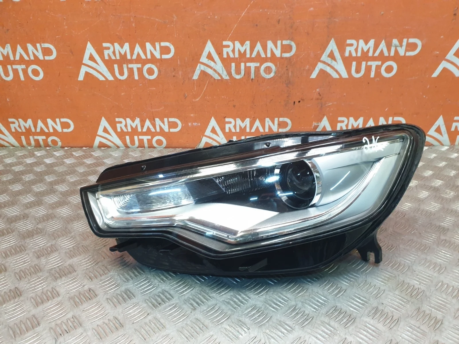 Фара Audi A6 2011-2014 C7