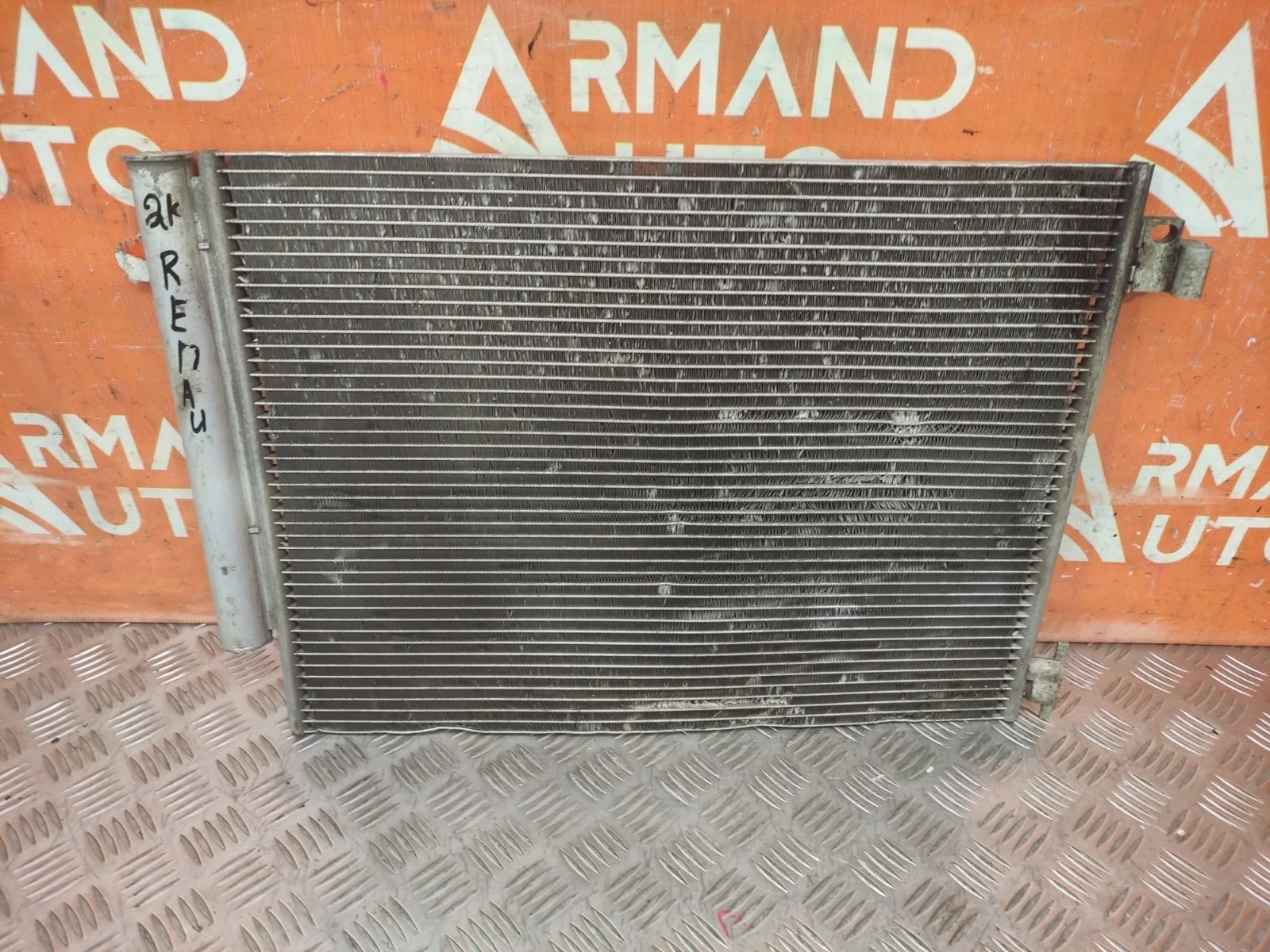 Радиатор кондиционера Renault Logan 2012-2022