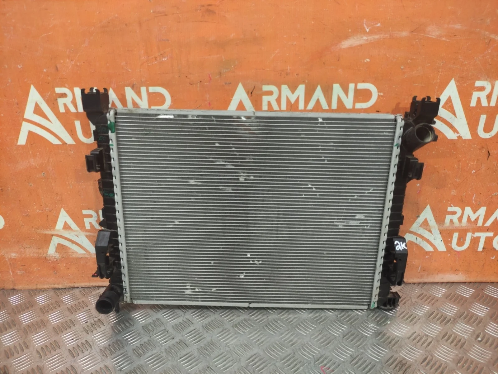 Радиатор двигателя (двс) Renault Logan 2012-2022