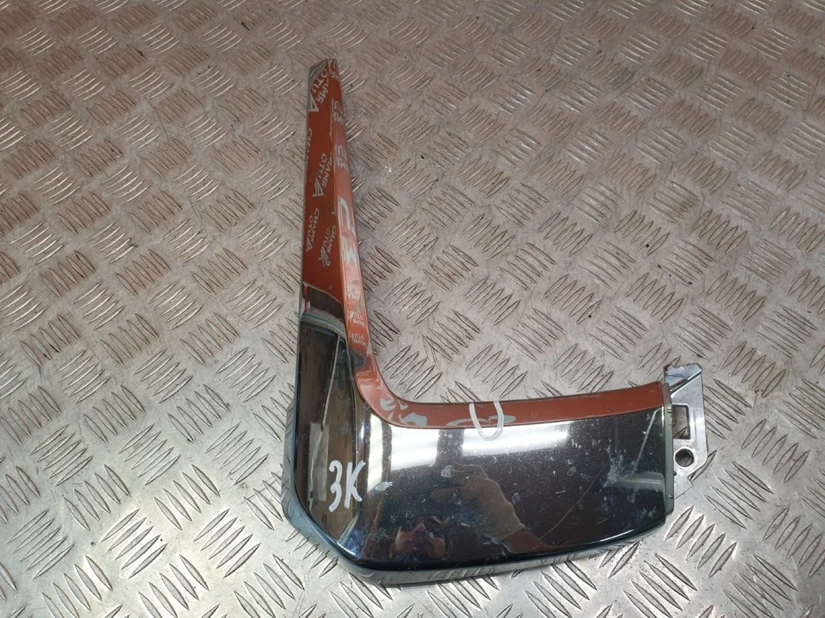 Накладка бампера Mitsubishi Outlander 2015-нв 3