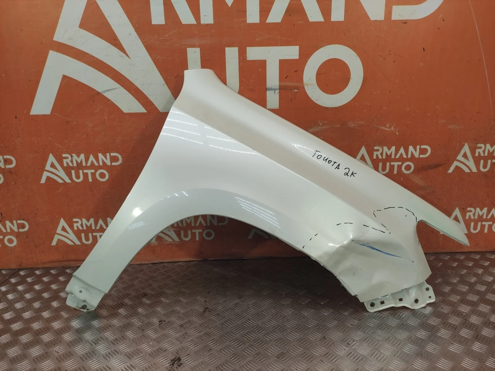 Крыло Toyota Land Cruiser Prado 2017-нв 150