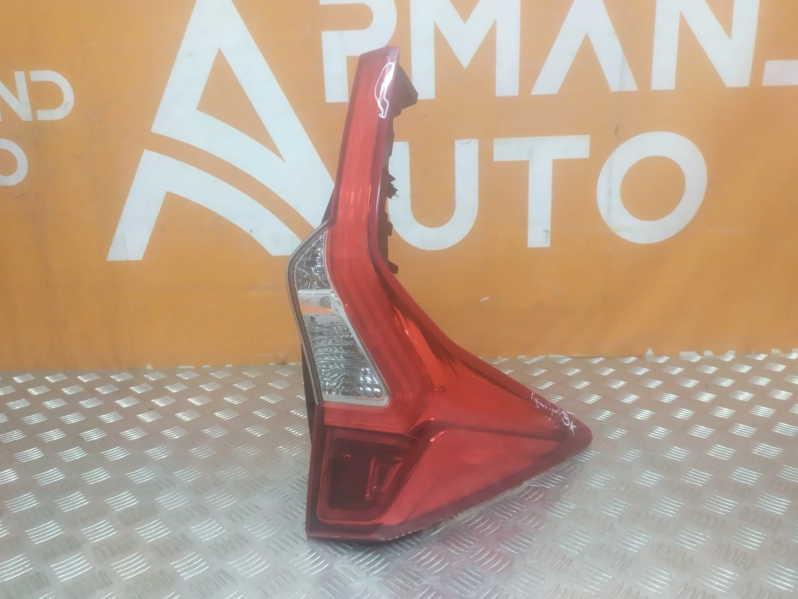 Фонарь Mitsubishi Pajero Sport 2015-2021 3