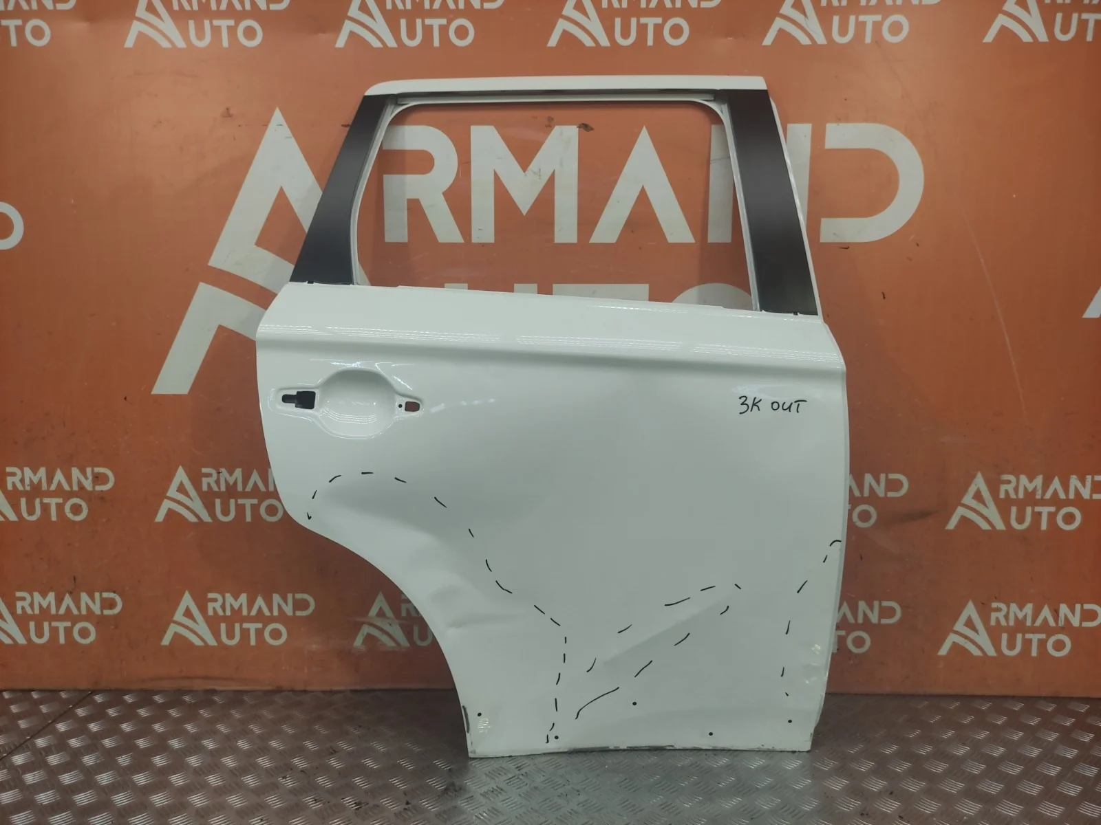 Дверь Mitsubishi Outlander 2015-нв 3