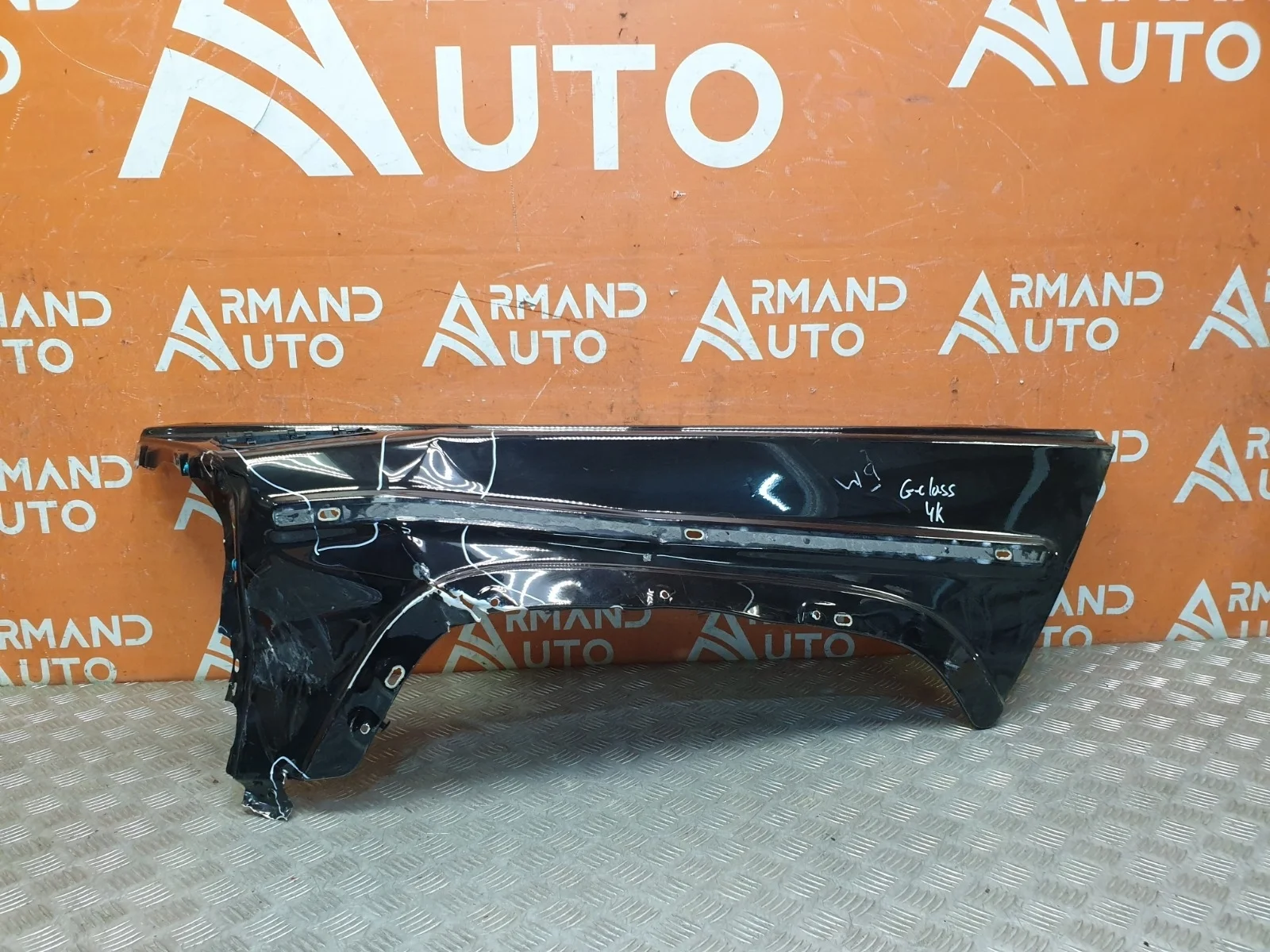 Крыло Mercedes G-Class 2018-нв W463