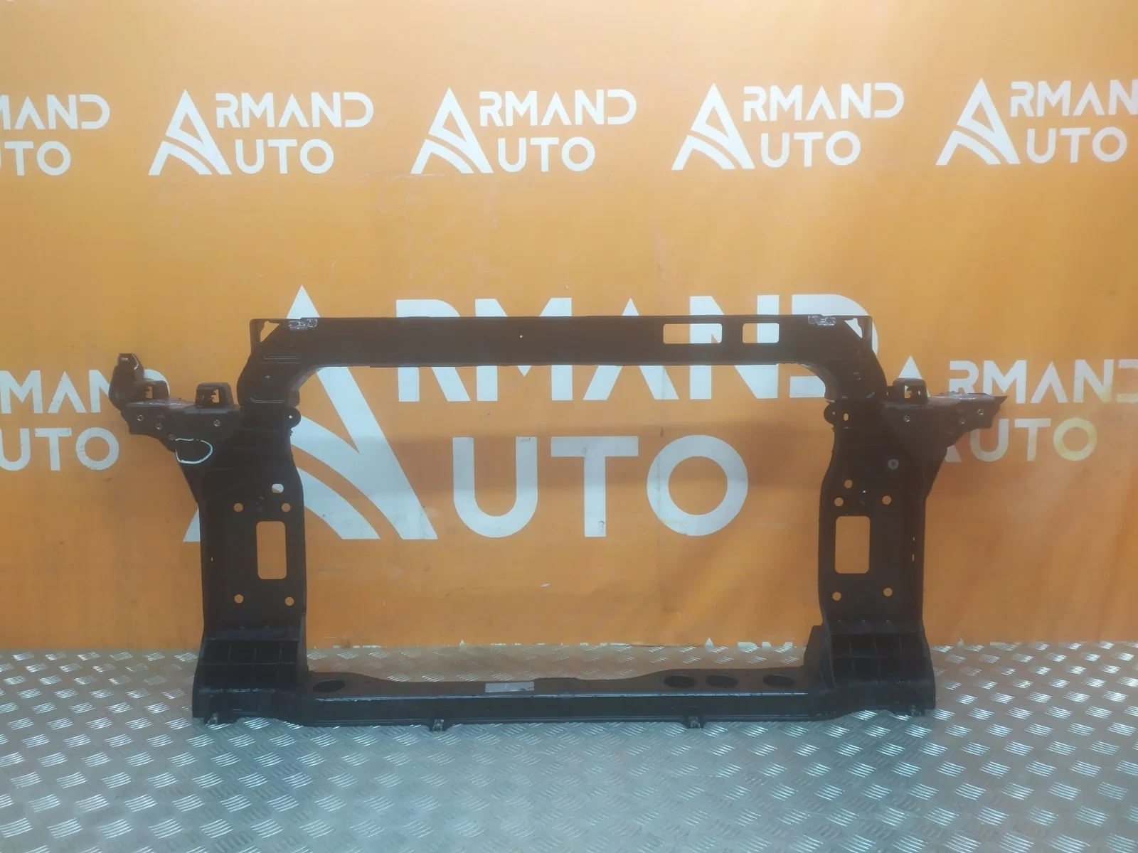 Панель передняя (суппорт радиатора) Hyundai Tucson 2015-2021 3