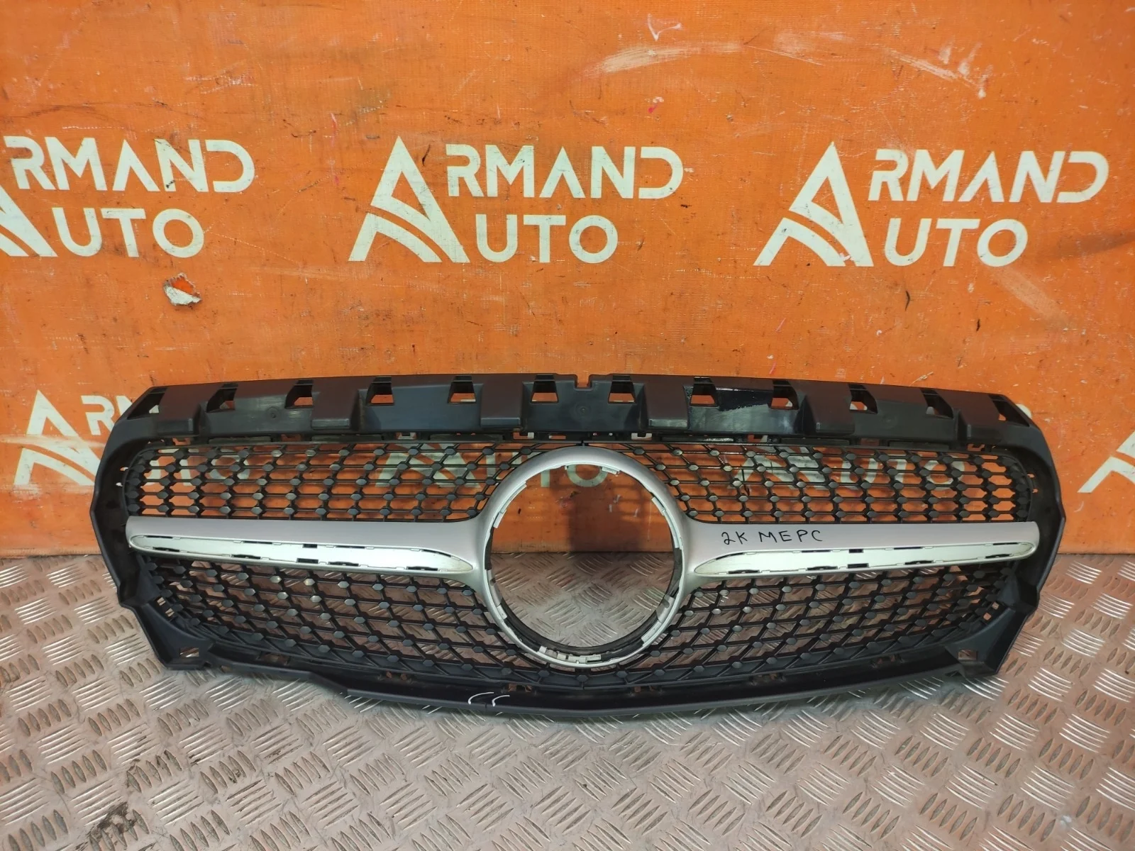 Решетка радиатора Mercedes CLA-Class 2013-2019 C117 X117