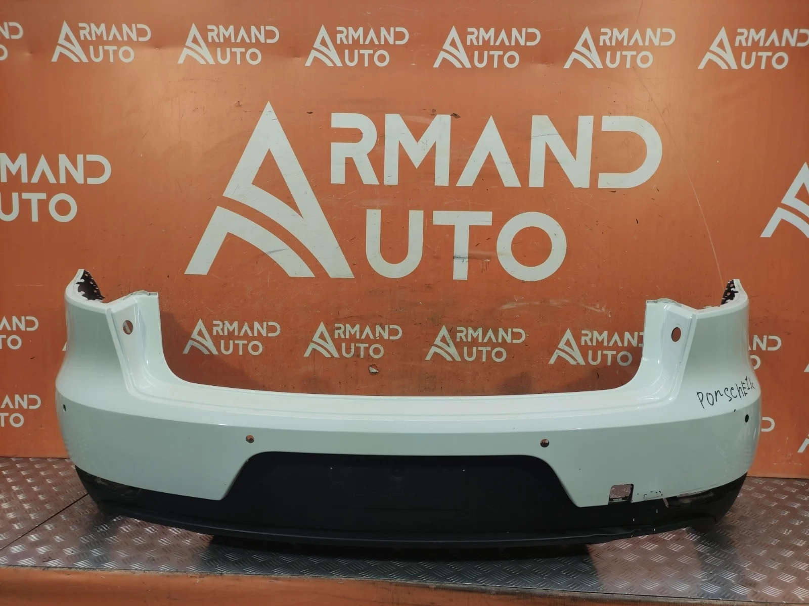 Бампер Porsche Macan 2014-2021 95b