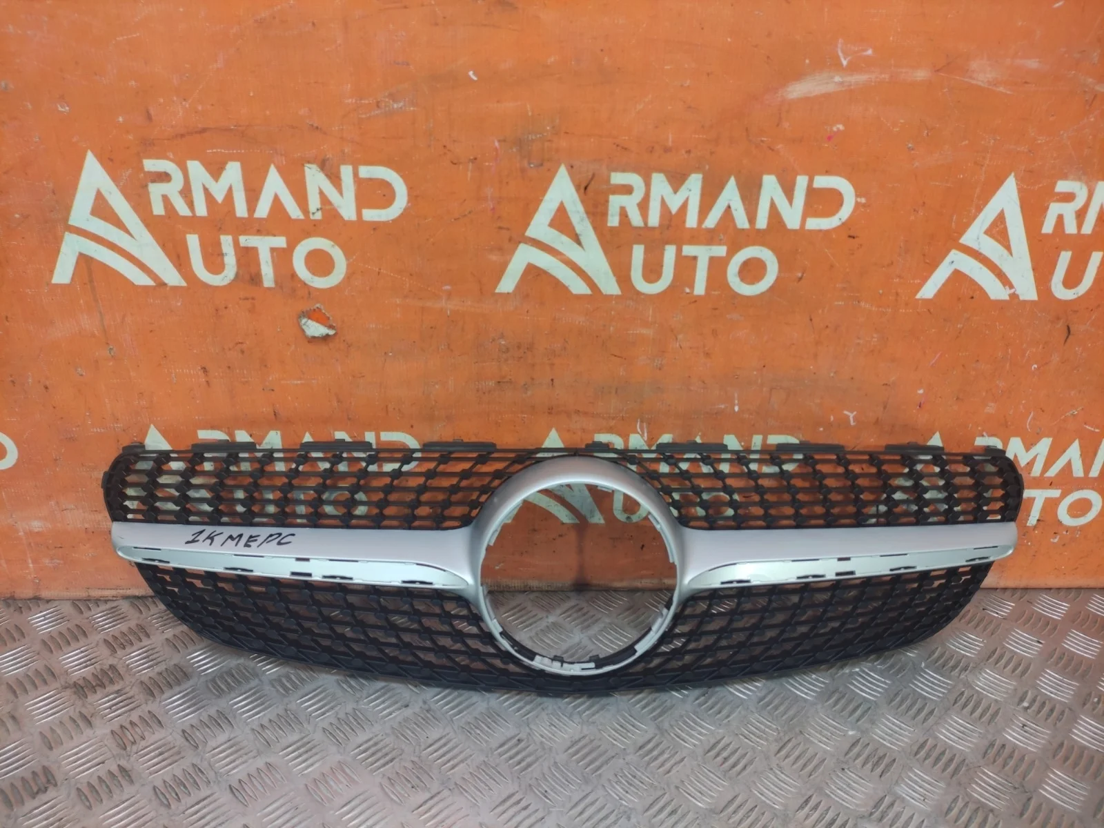 Решетка радиатора Mercedes CLA-Class 2013-2019 C117 X117