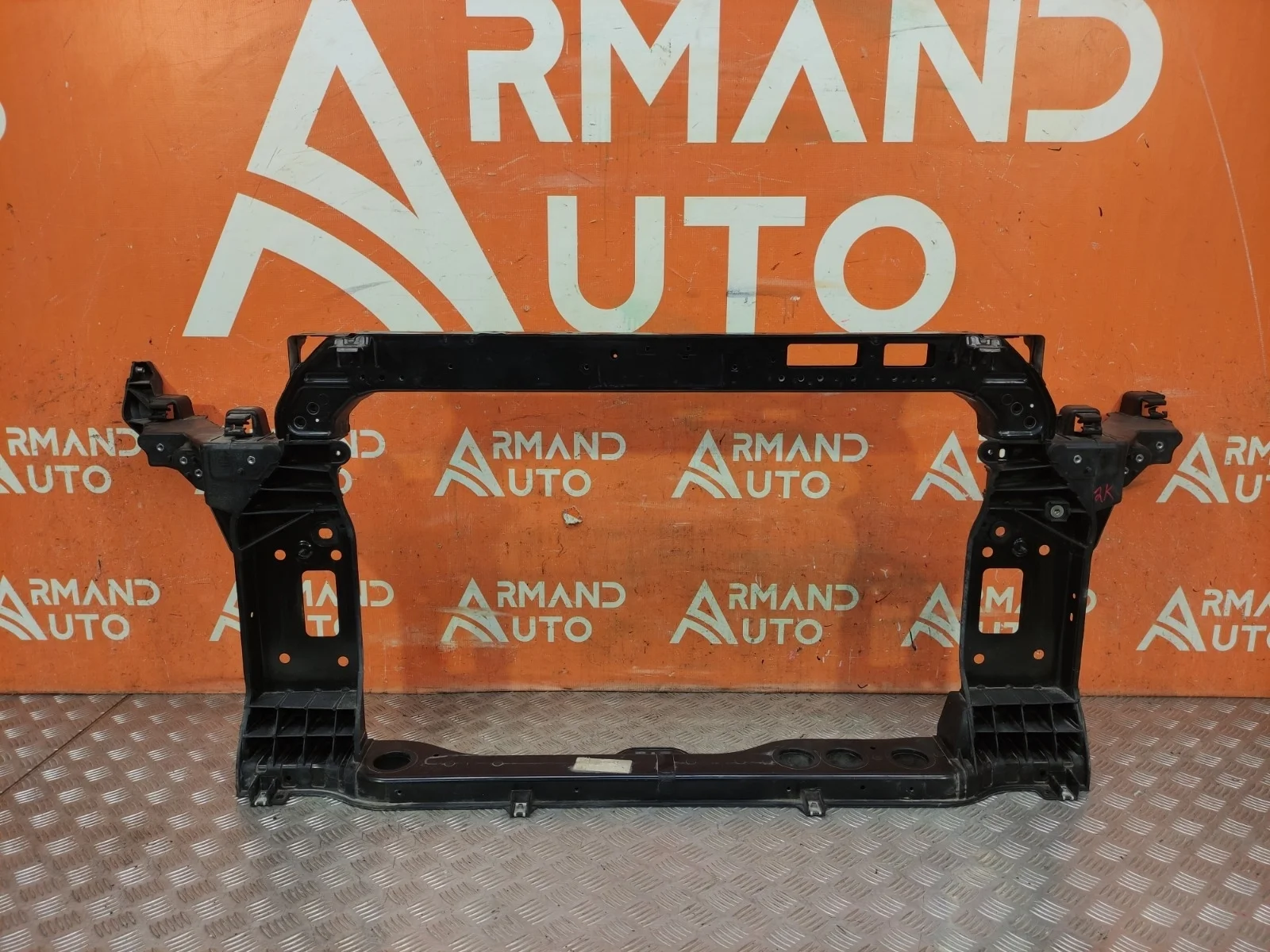 Панель передняя (суппорт радиатора) Hyundai Tucson 2015-2021 3
